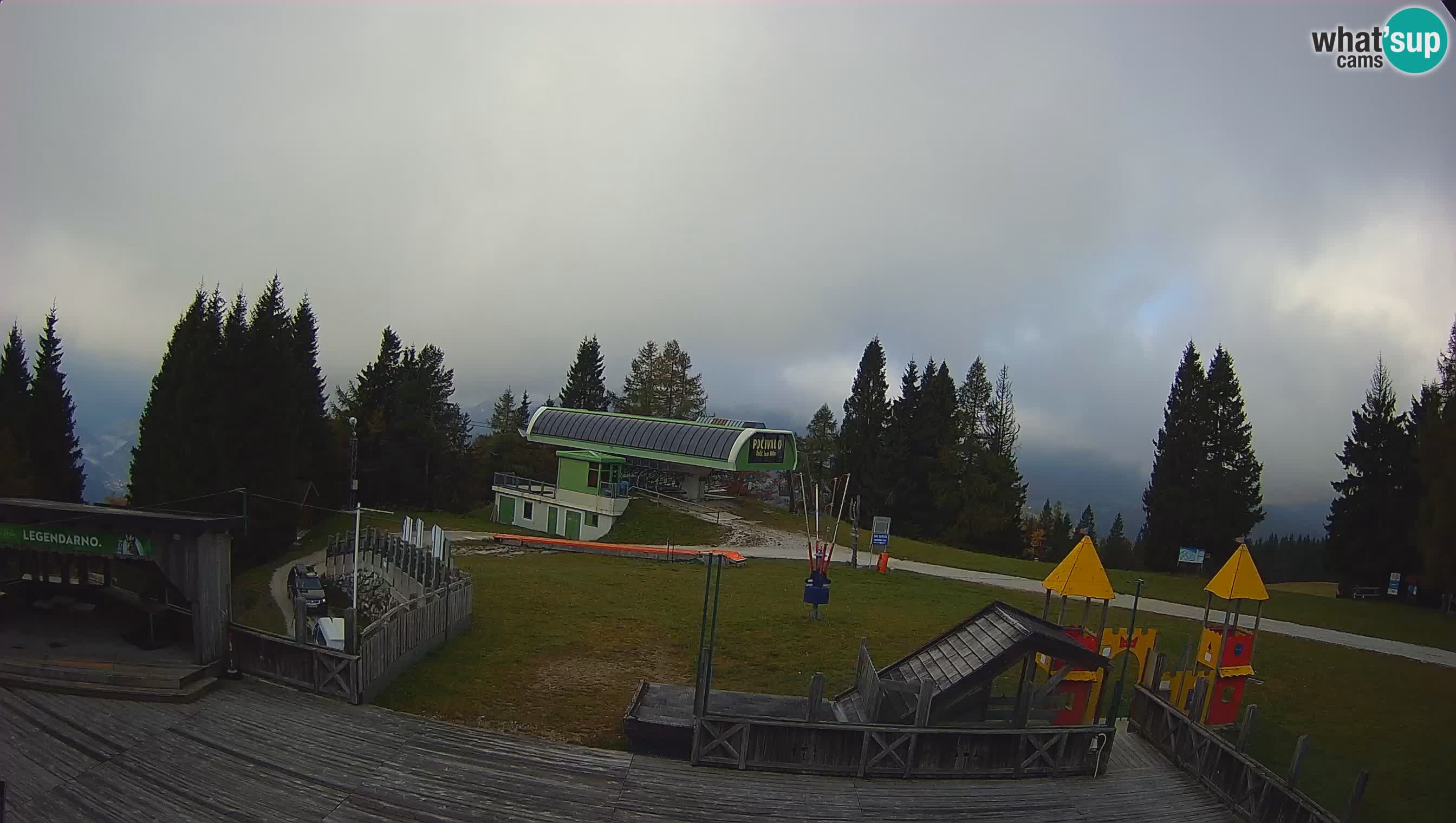 Webcam de la station de ski des Alpes slovènes à Cerkno Počivalo