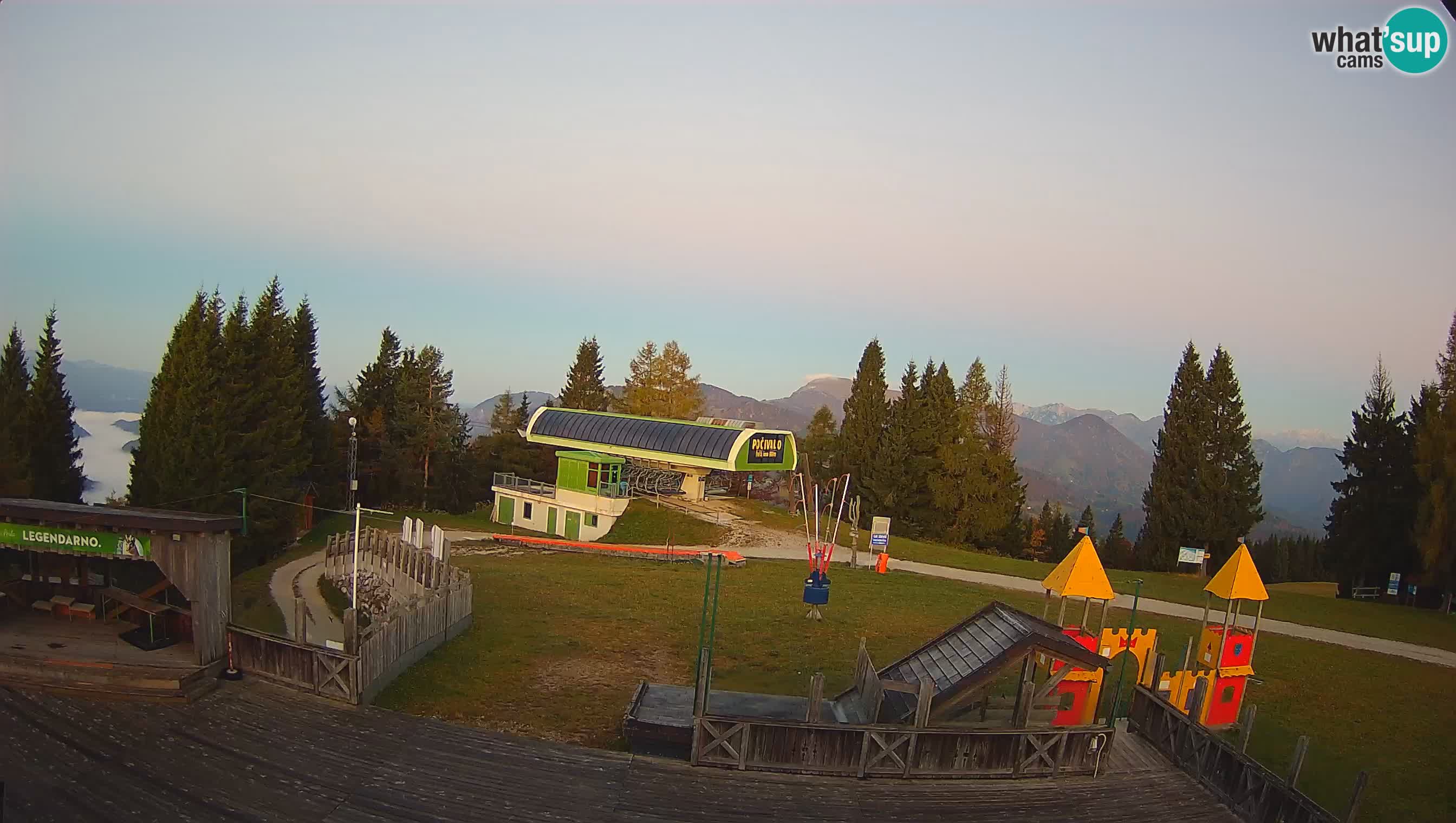 Alpska Perla kamera Cerkno Počivalo