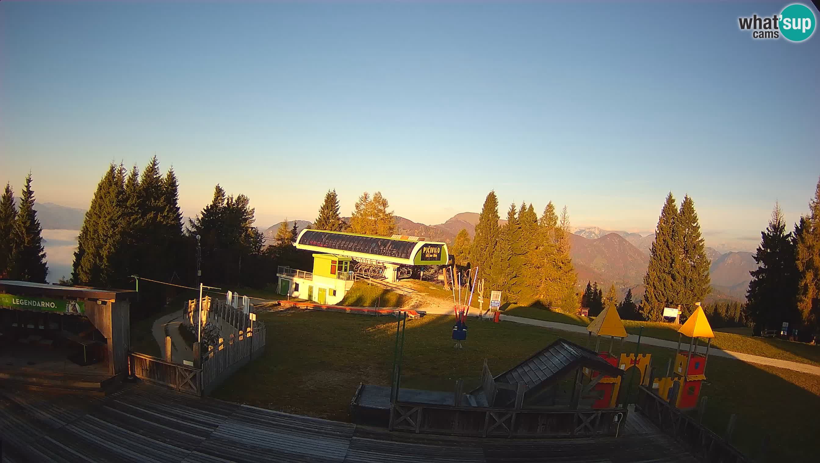 Alpska Perla Ski hotel Cerkno Počivalo webcam – Slovenia