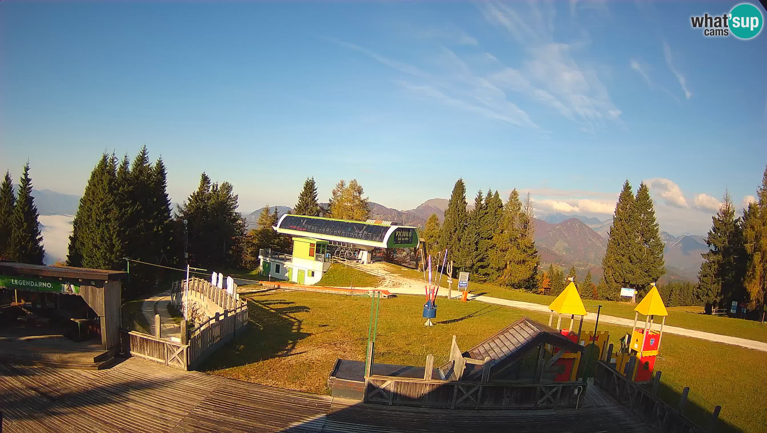Alpska Perla Ski center Cerkno Počivalo webcam – Slovenia