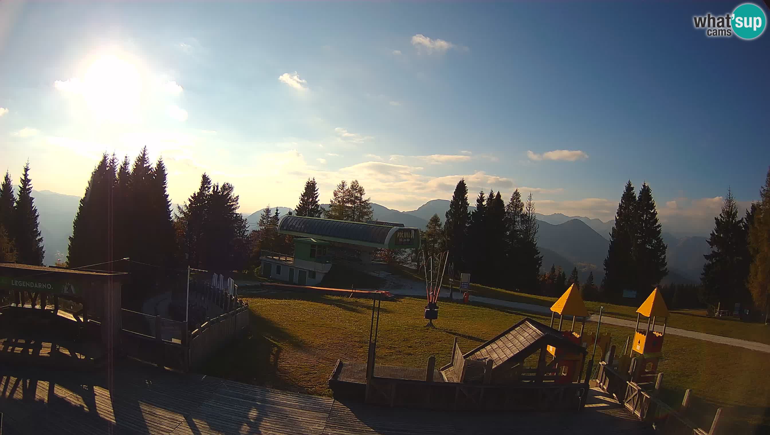 Alpska Perla Ski hotel Cerkno Počivalo webcam – Slovenia