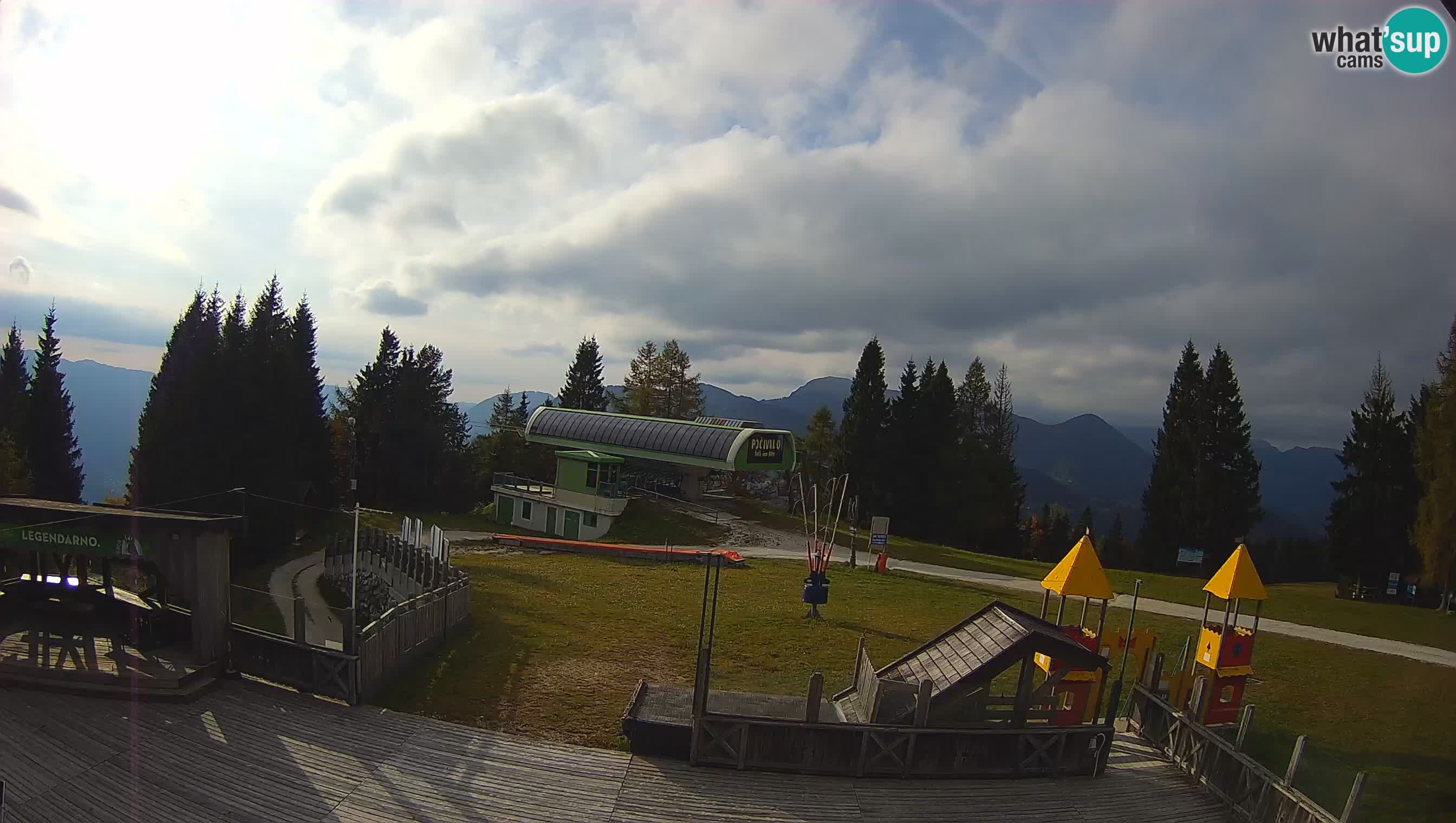 Alpska Perla Ski hotel Cerkno Počivalo webcam – Slovenia