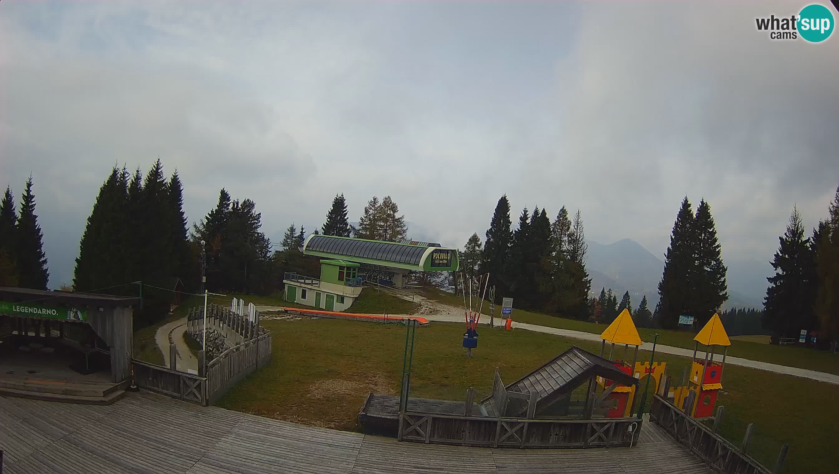 Webcam de la station de ski des Alpes slovènes à Cerkno Počivalo