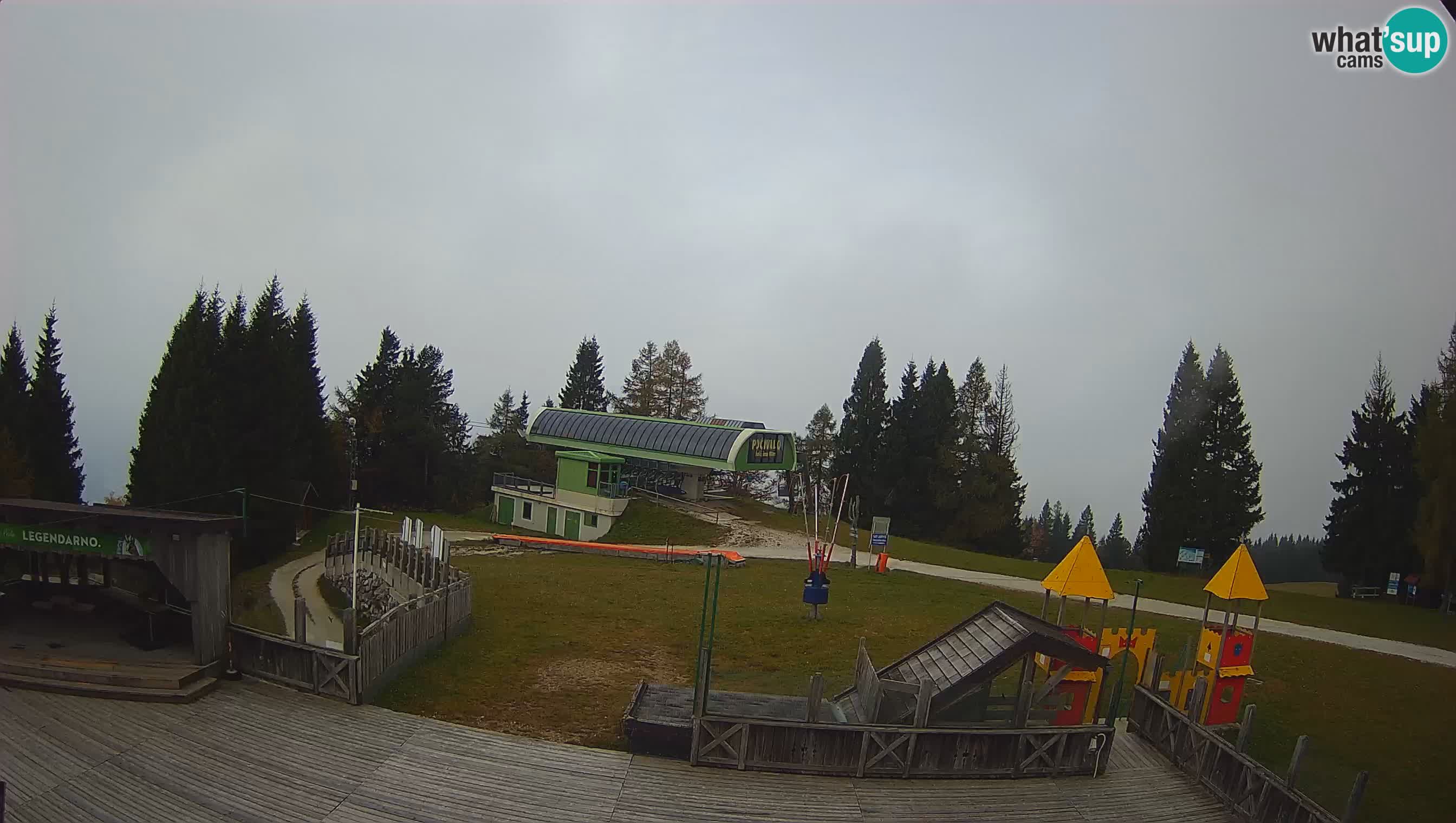 Webcam de la station de ski des Alpes slovènes à Cerkno Počivalo