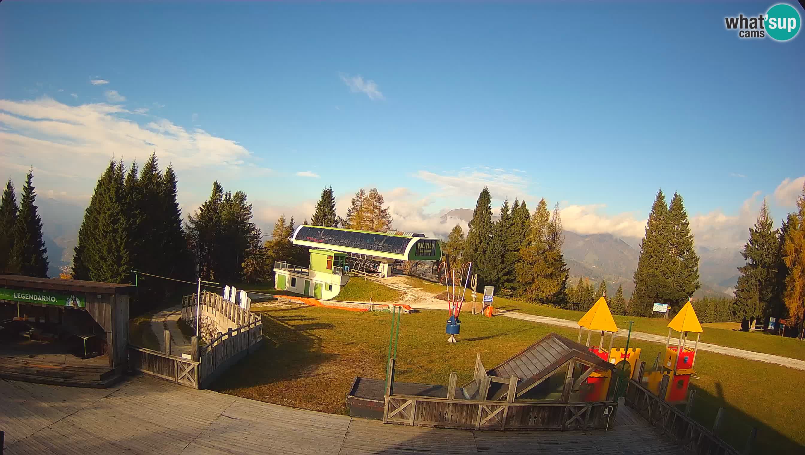 Alpska Perla Ski center Cerkno Počivalo webcam – Slovenia
