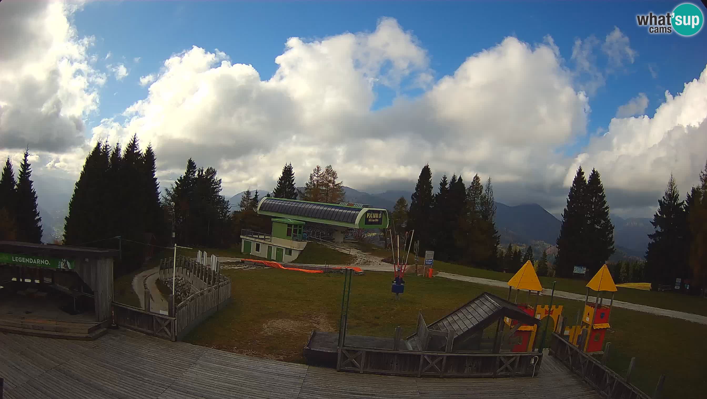 Webcam de la station de ski des Alpes slovènes à Cerkno Počivalo