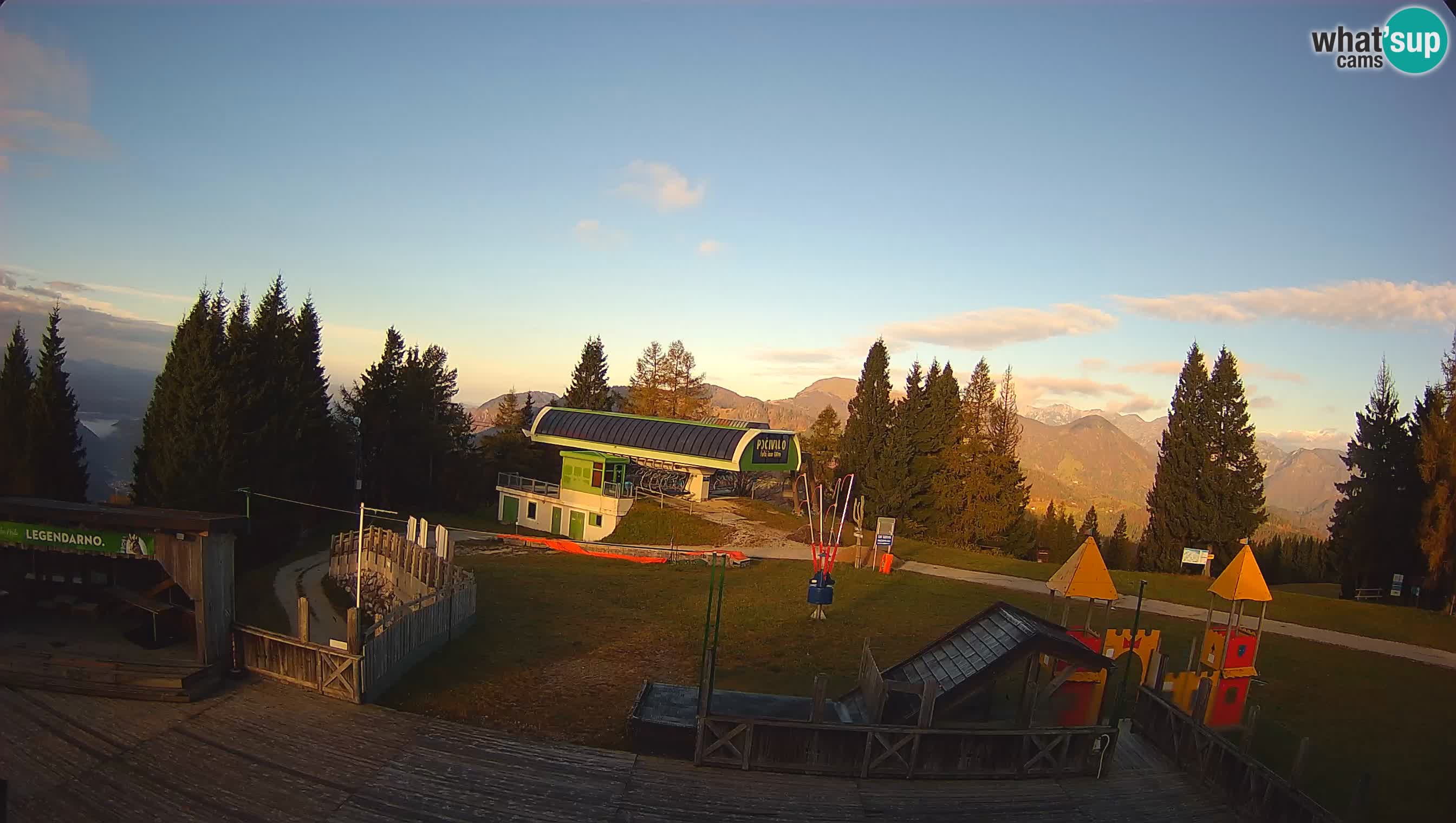 Webcam de la station de ski des Alpes slovènes à Cerkno Počivalo