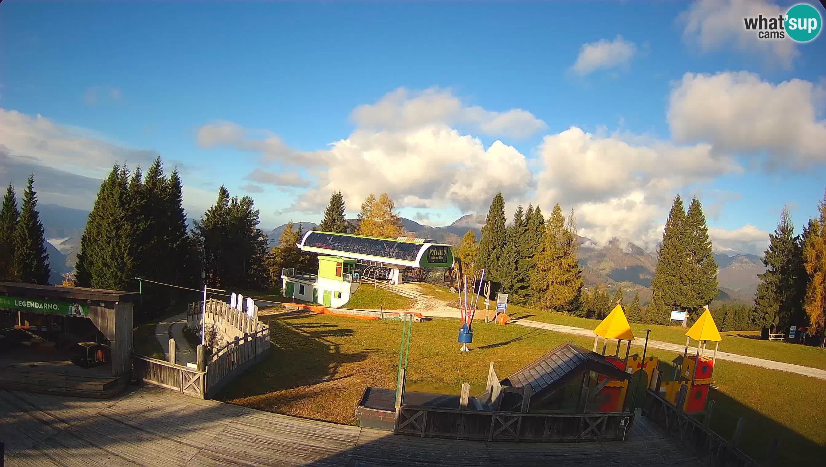 Webcam de la station de ski des Alpes slovènes à Cerkno Počivalo