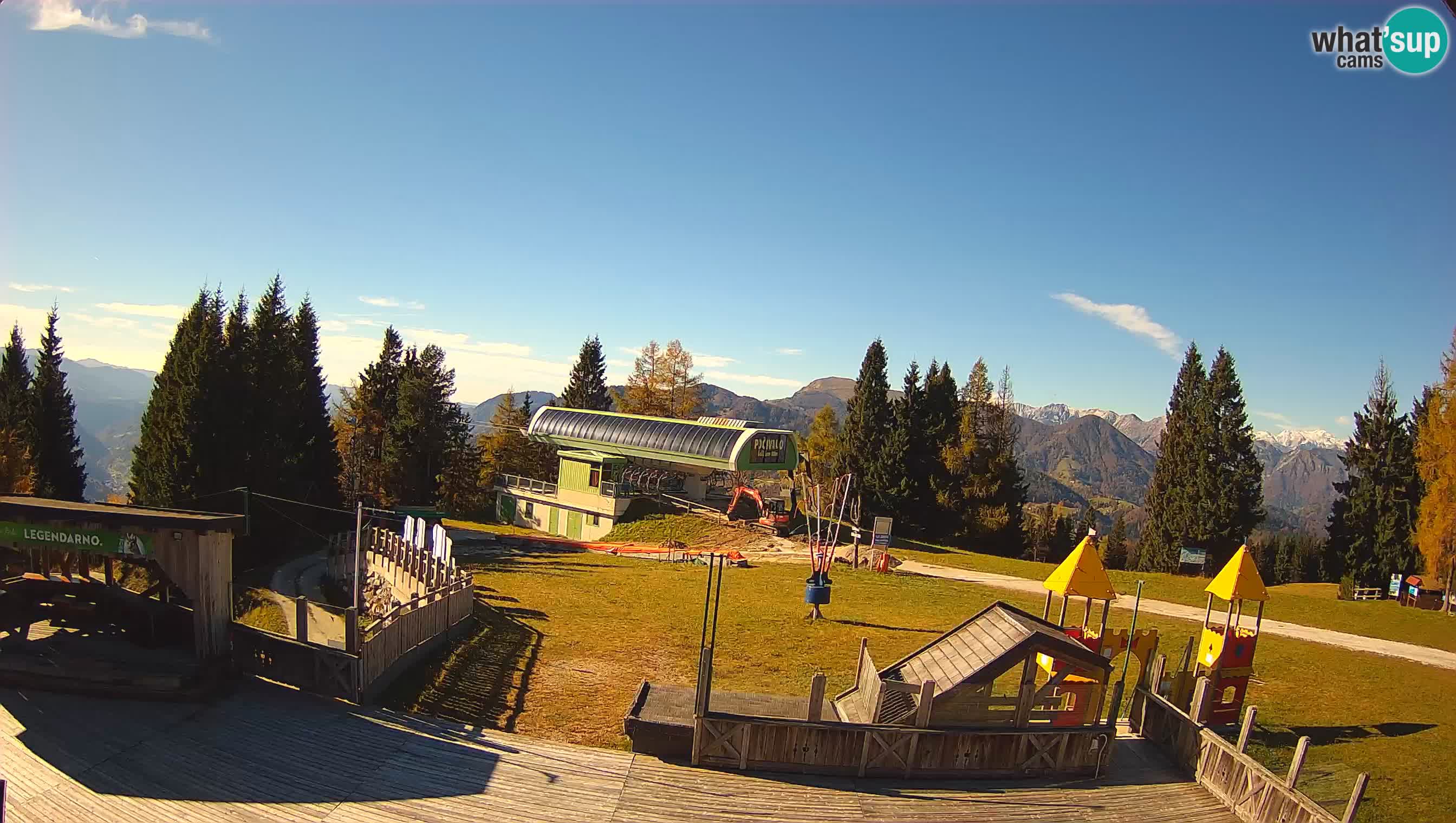 Webcam de la station de ski des Alpes slovènes à Cerkno Počivalo