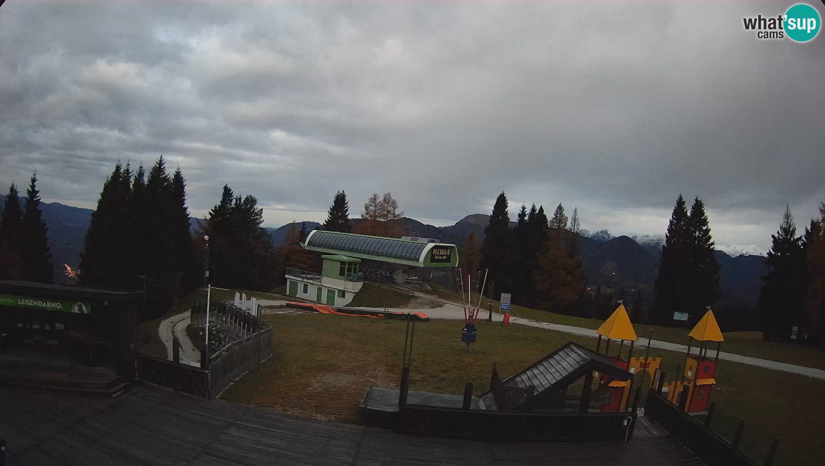 Alpska Perla Ski center Cerkno Počivalo webcam – Slovenia