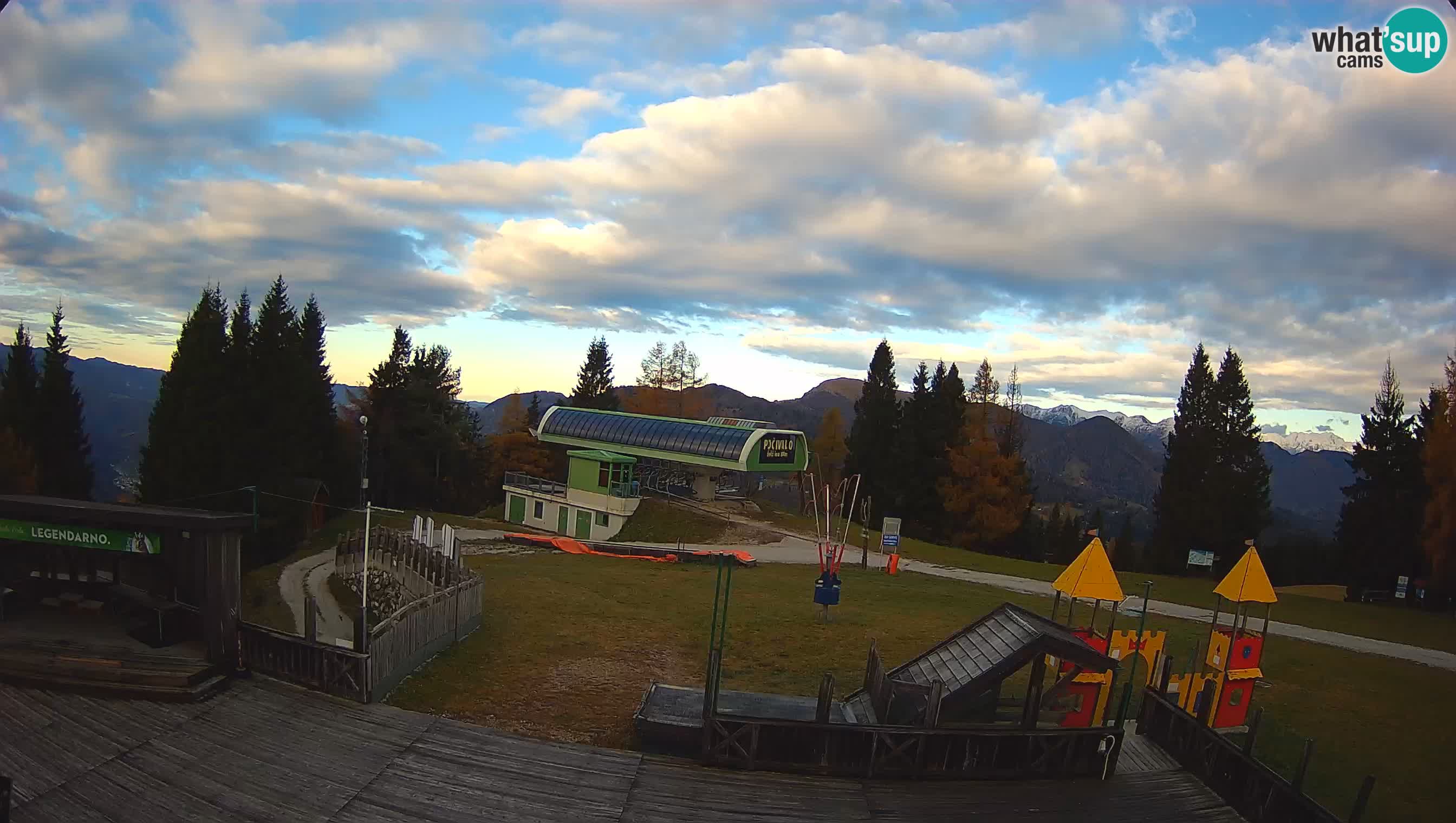 Alpska Perla Ski hotel Cerkno Počivalo webcam – Slovenia