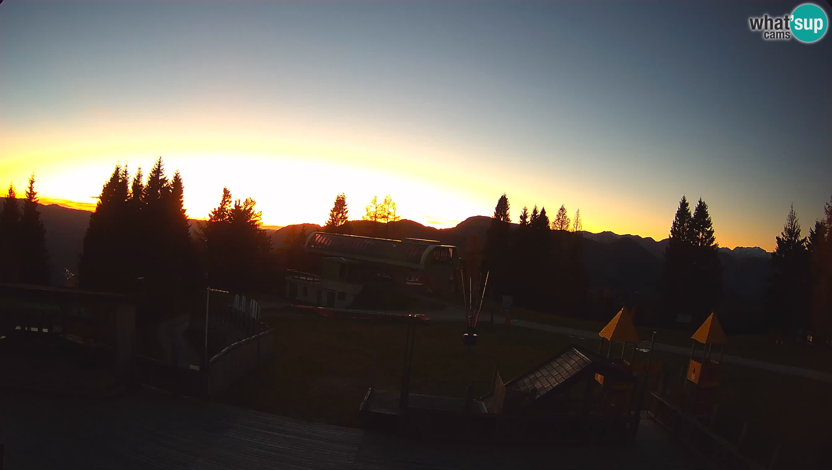 Alpska Perla kamera Cerkno Počivalo