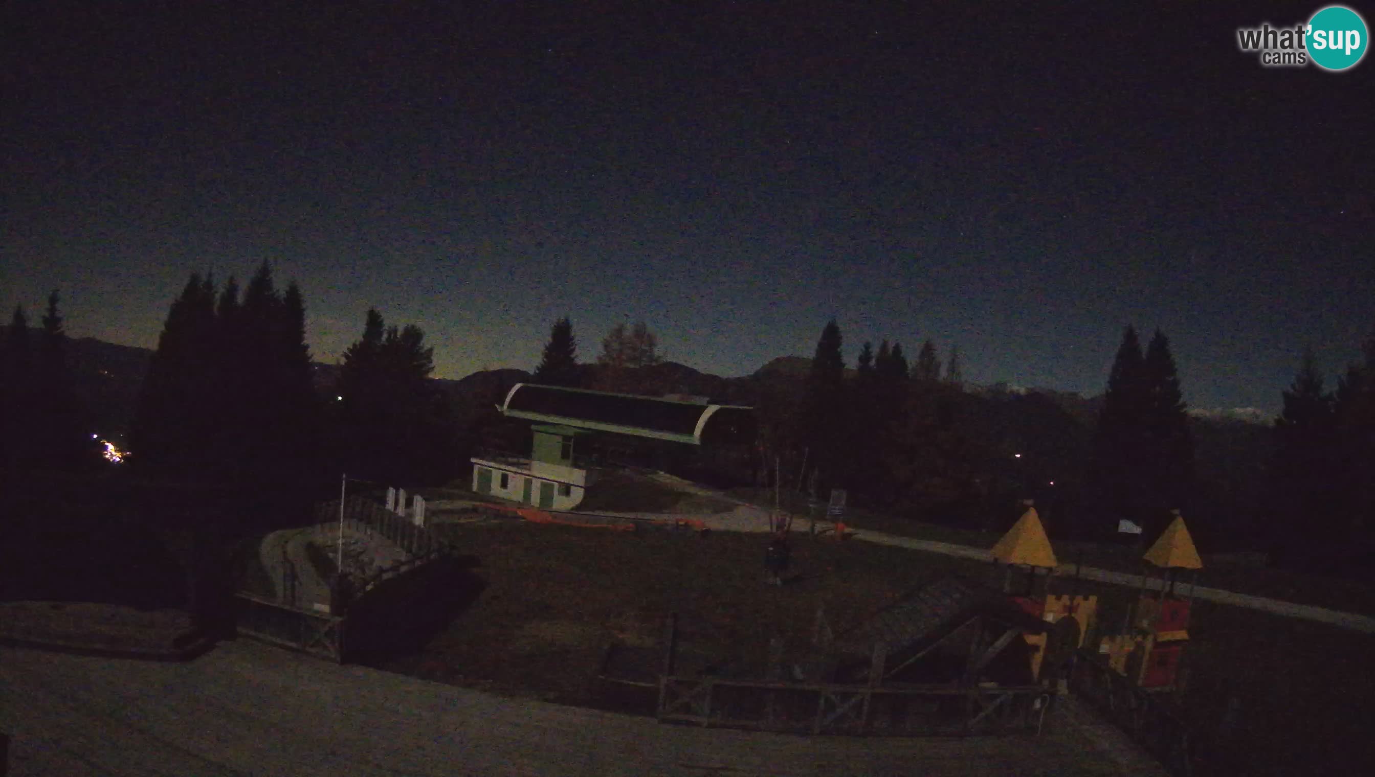 Alpska Perla kamera Cerkno Počivalo