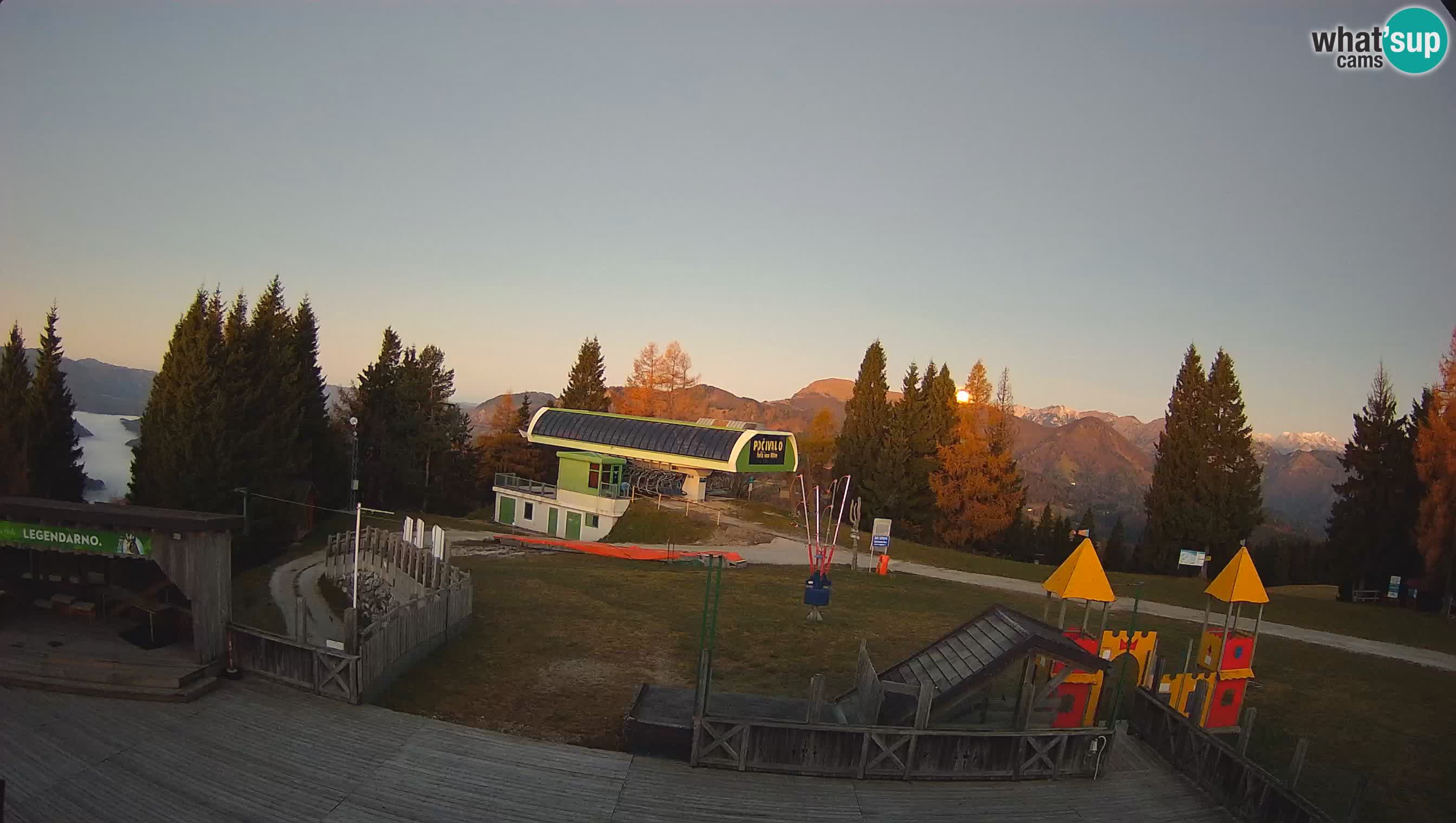 Alpska Perla Ski hotel Cerkno Počivalo webcam – Slovenia