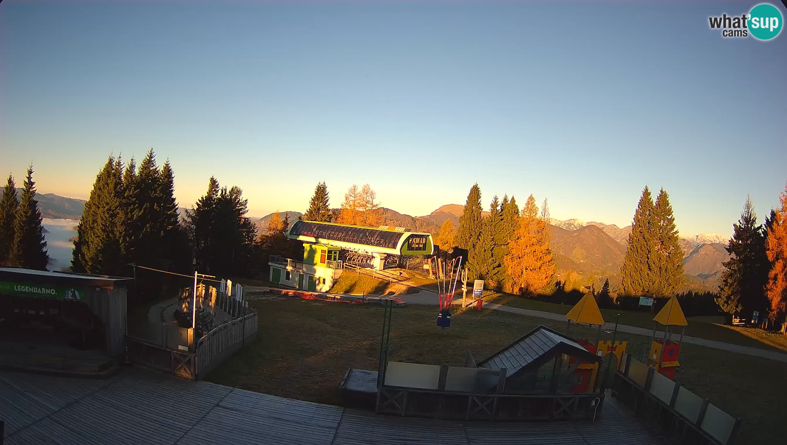 Alpska Perla Ski center Cerkno Počivalo webcam – Slovenia