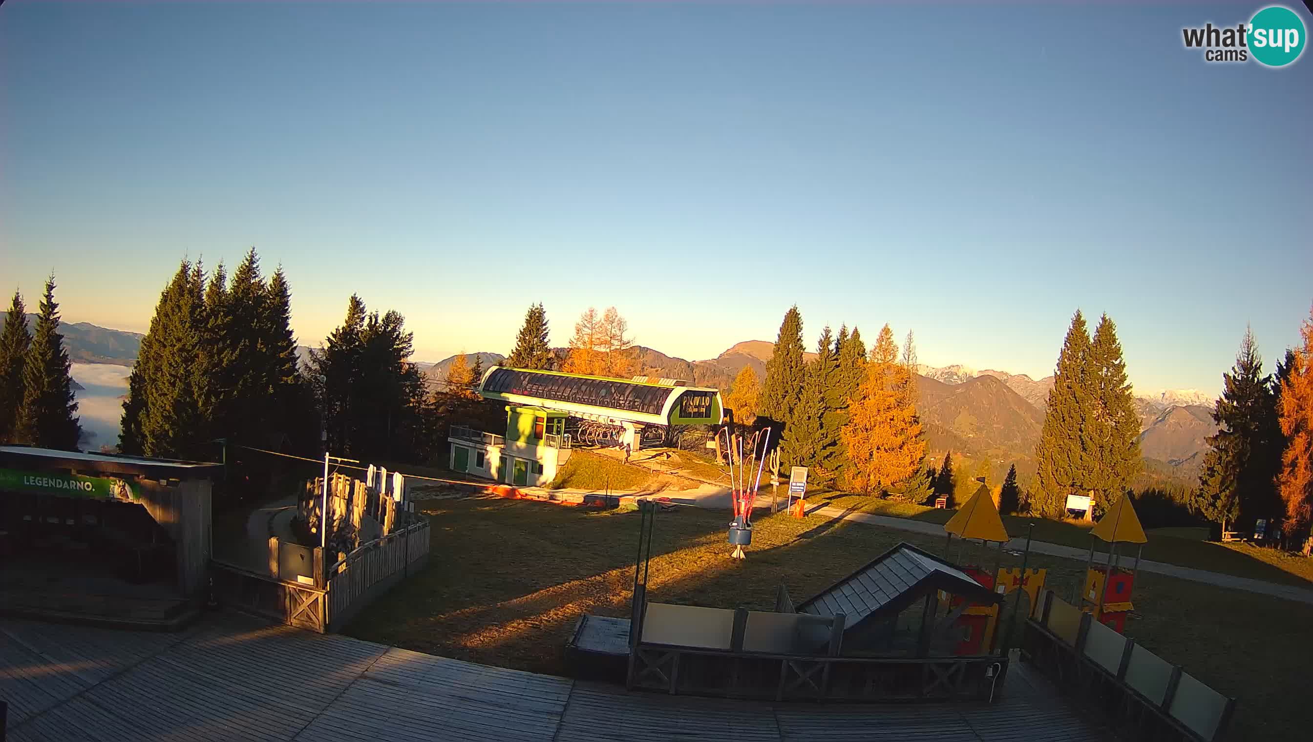 Alpska Perla Ski center Cerkno Počivalo webcam – Slovenia