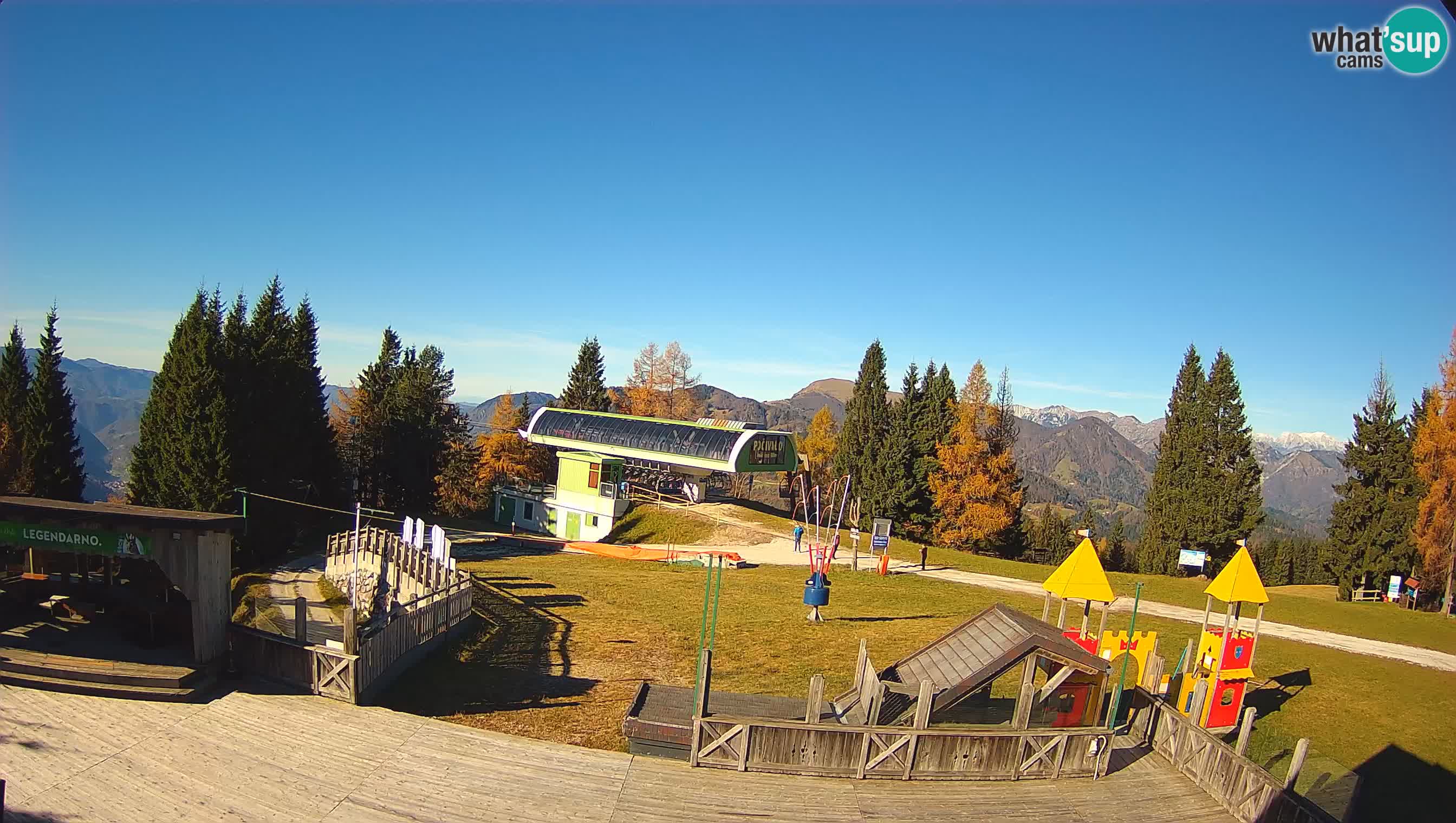 Alpska Perla Ski center Cerkno Počivalo webcam – Slovenia