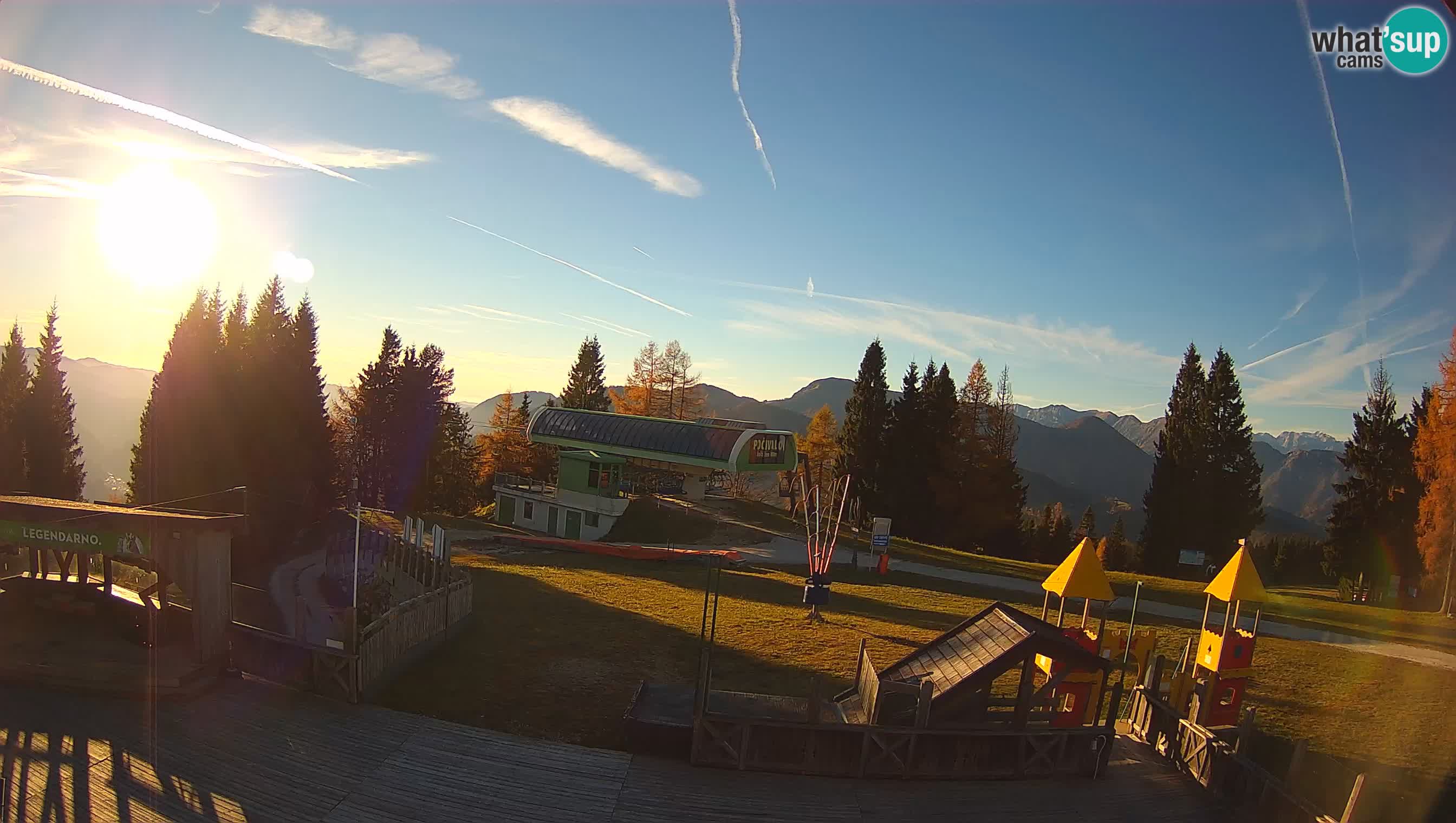Alpska Perla Ski center Cerkno Počivalo webcam – Slovenia