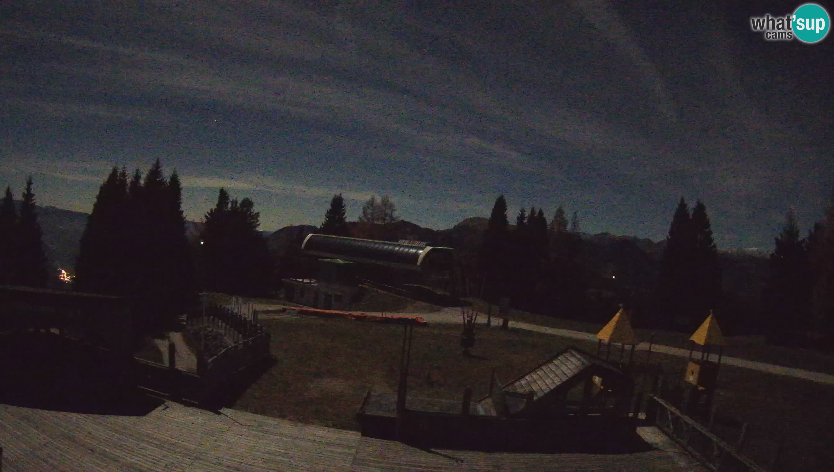 Alpska Perla Ski hotel Cerkno Počivalo webcam – Slovenia