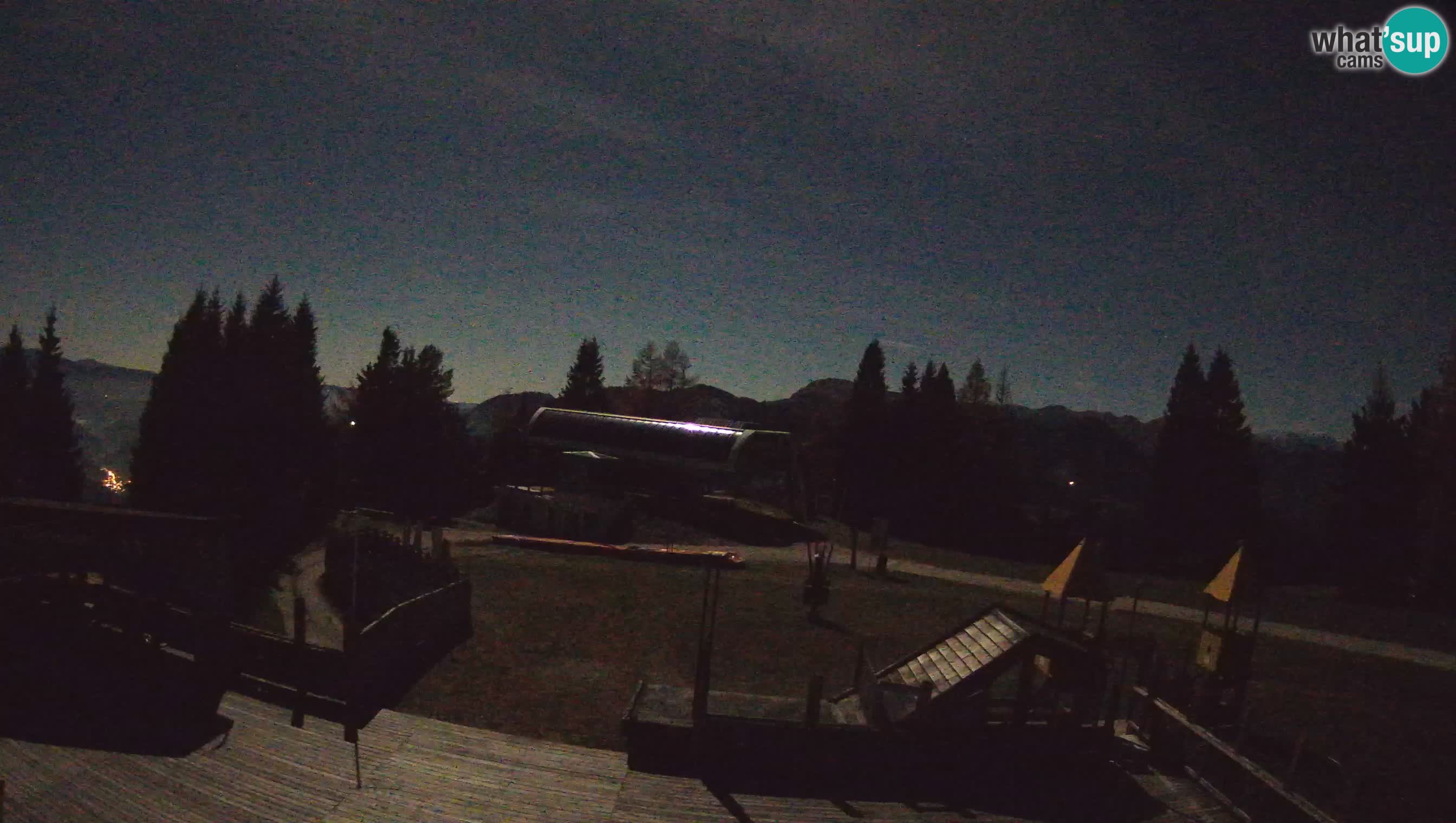 Alpska Perla Ski hotel Cerkno Počivalo webcam – Slovenia