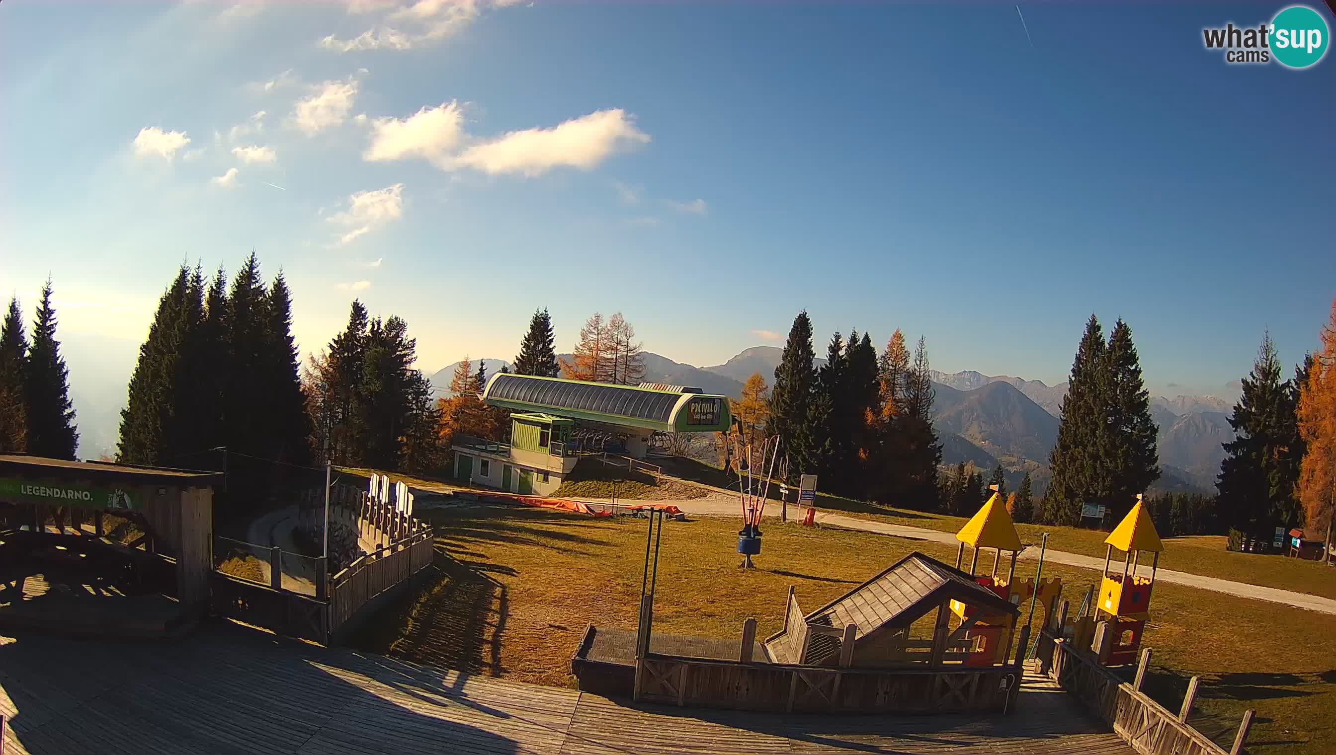 Alpska Perla Ski hotel Cerkno Počivalo webcam – Slovenia