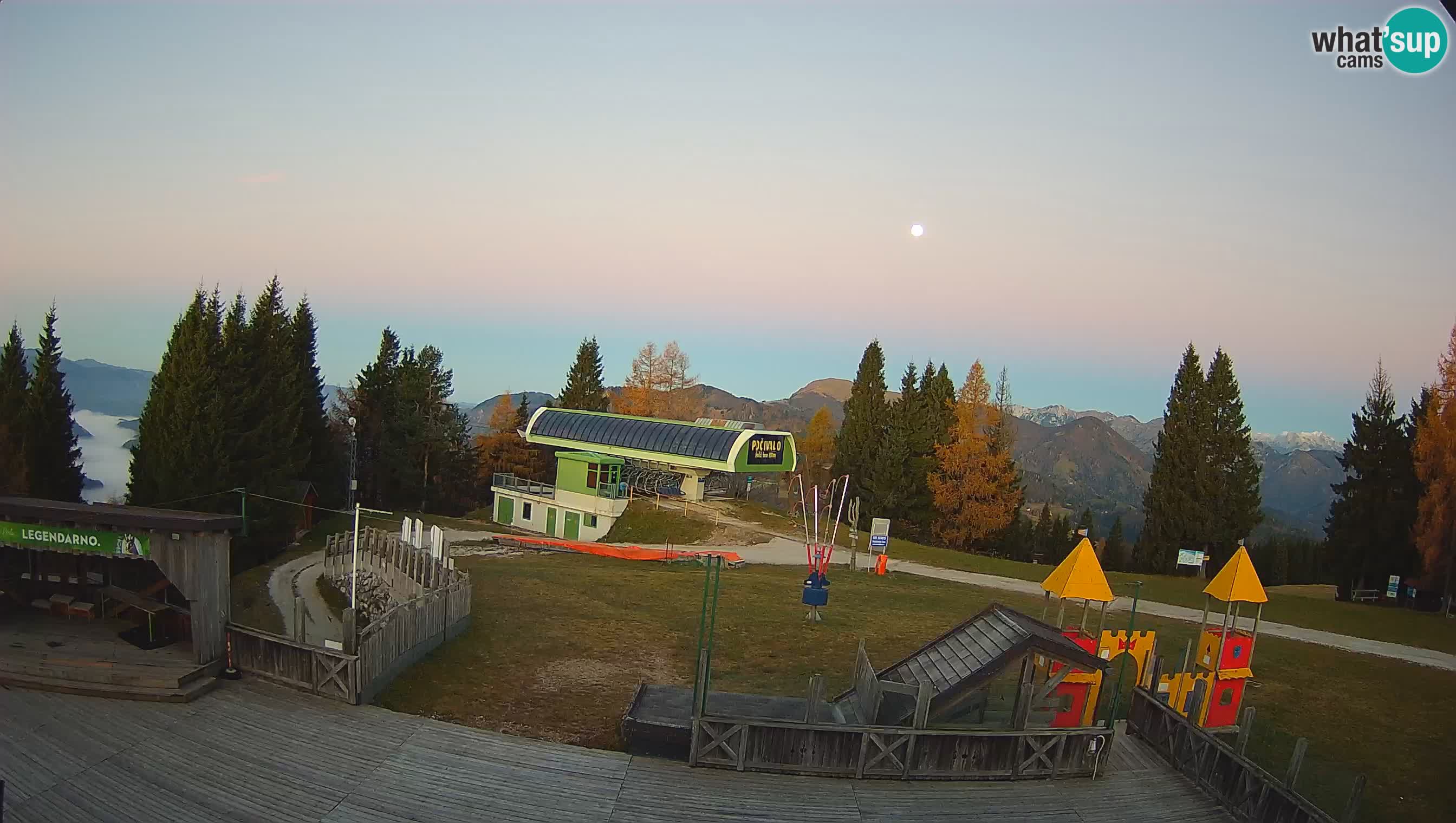 Alpska Perla kamera Cerkno Počivalo