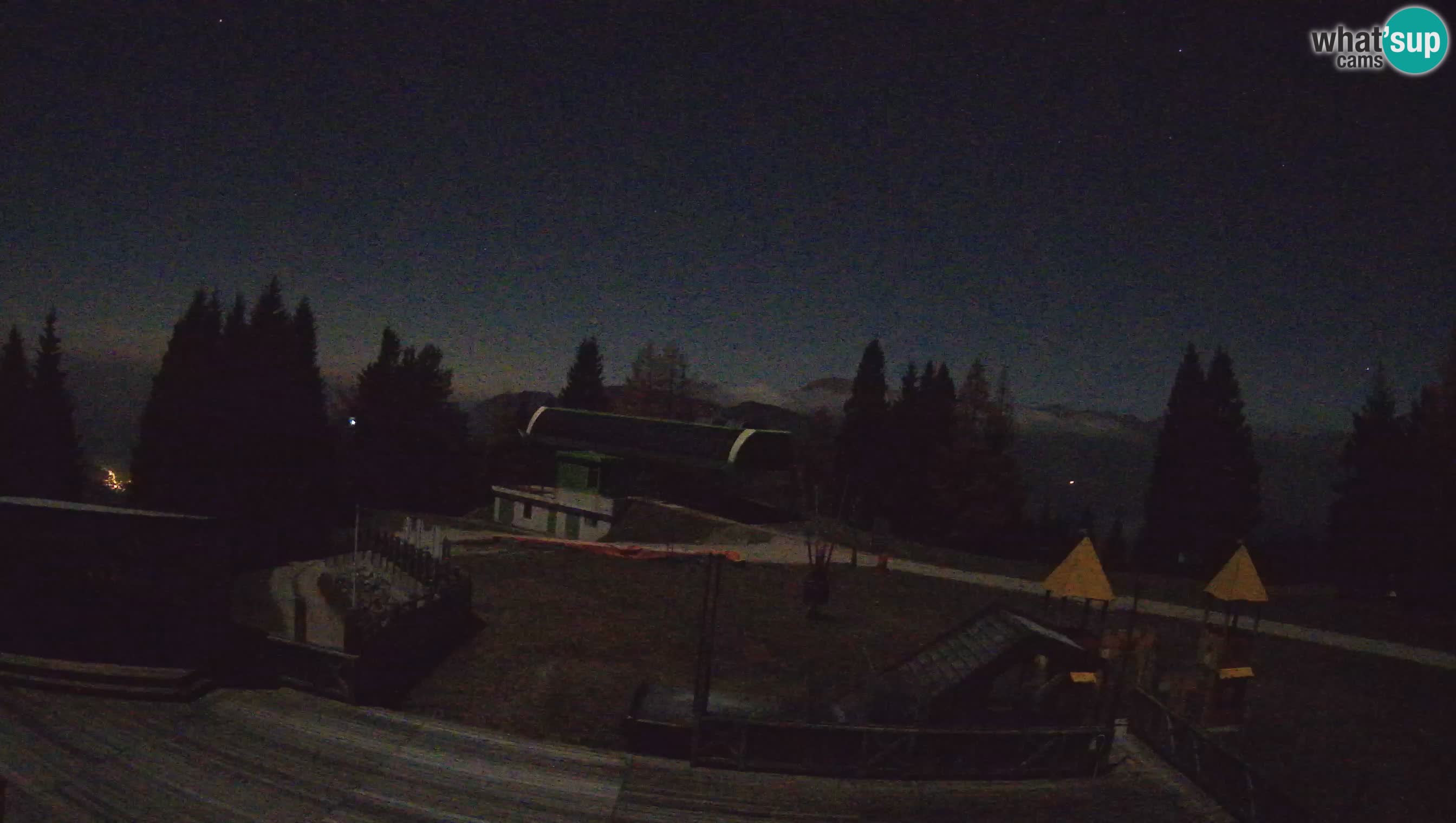 Webcam de la station de ski des Alpes slovènes à Cerkno Počivalo