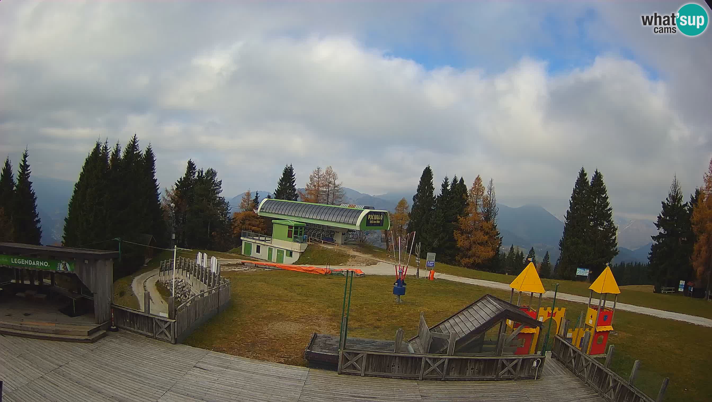 Alpska Perla Ski hotel Cerkno Počivalo webcam – Slovenia