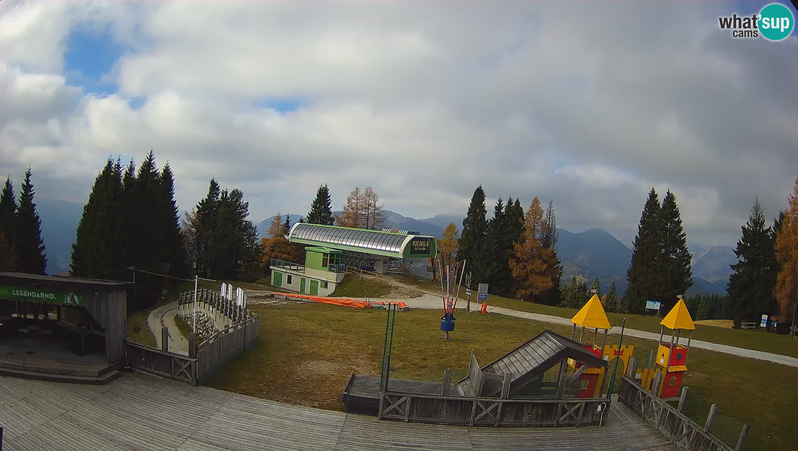 Alpska Perla Ski center Cerkno Počivalo webcam – Slovenia