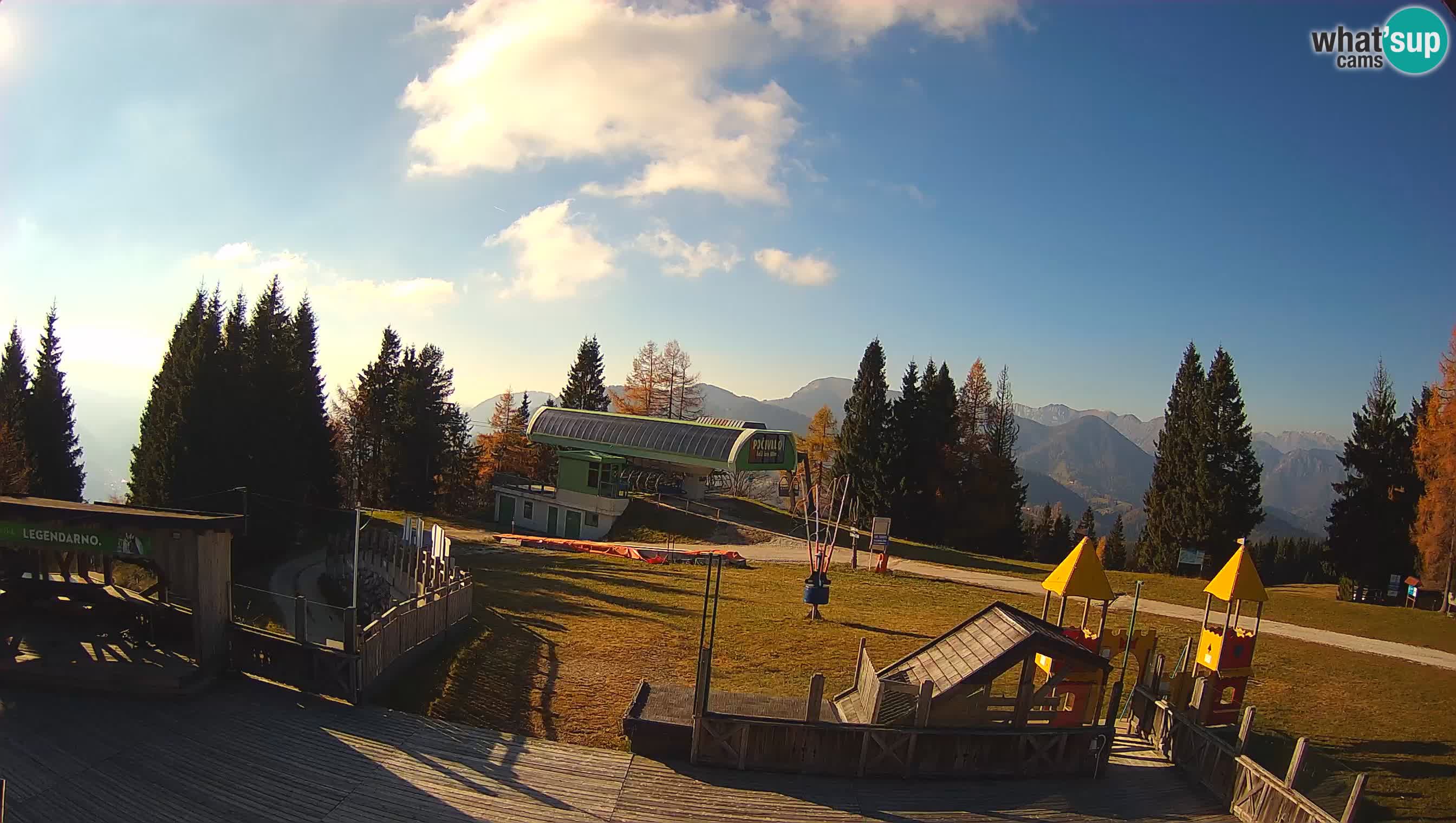 Alpska Perla Ski hotel Cerkno Počivalo webcam – Slovenia