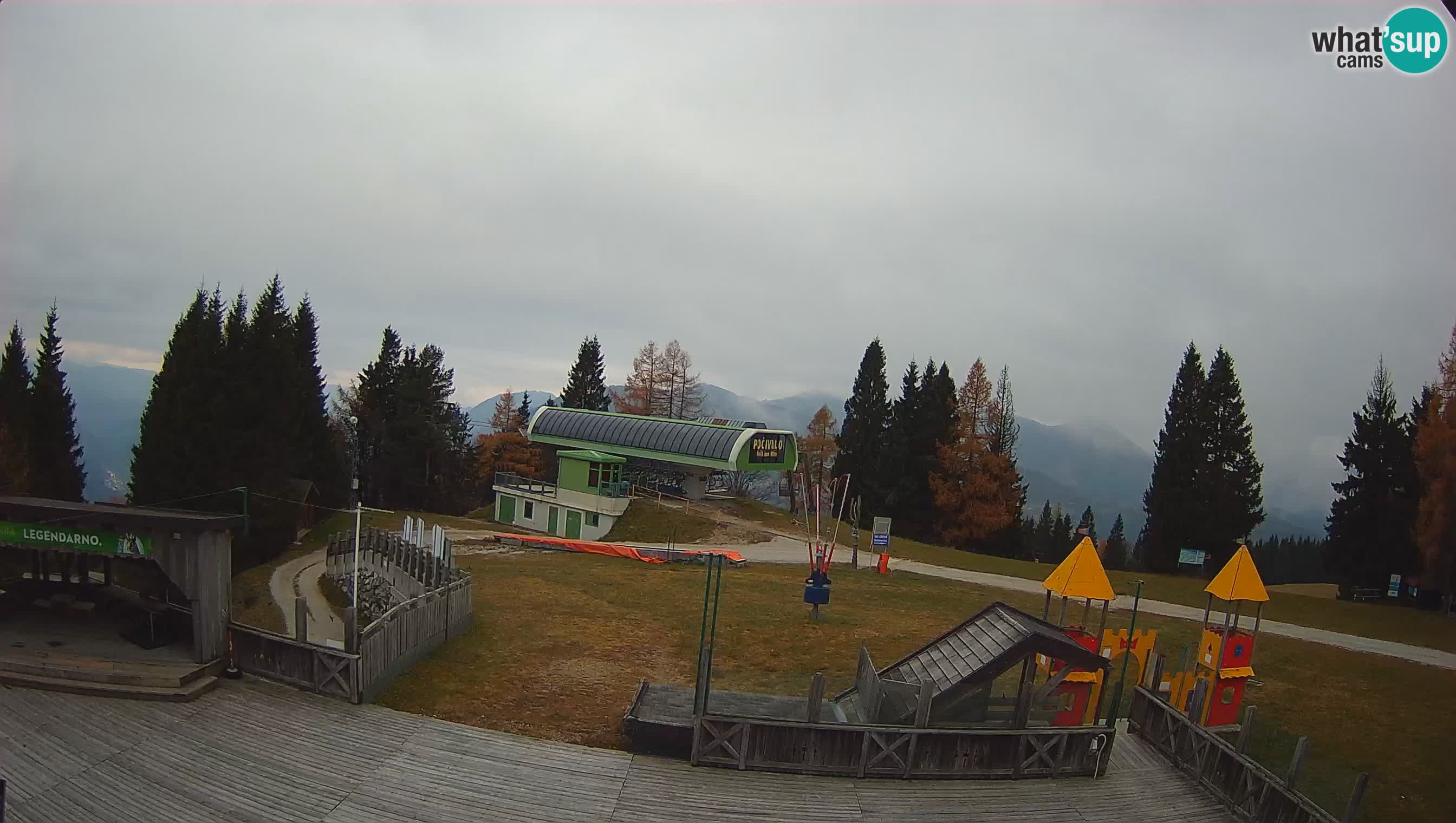 Alpska Perla Ski center Cerkno Počivalo webcam – Slovenia
