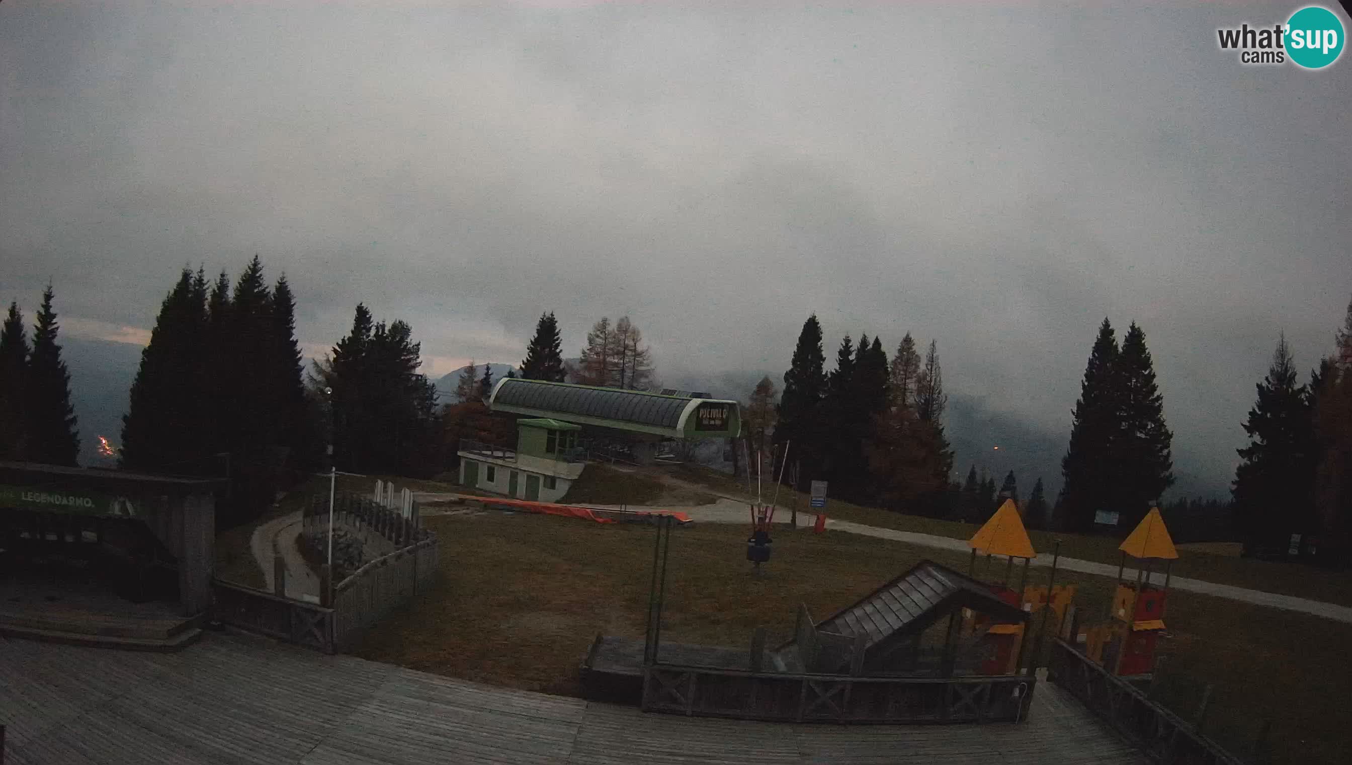 Alpska Perla Ski hotel Cerkno Počivalo webcam – Slovenia
