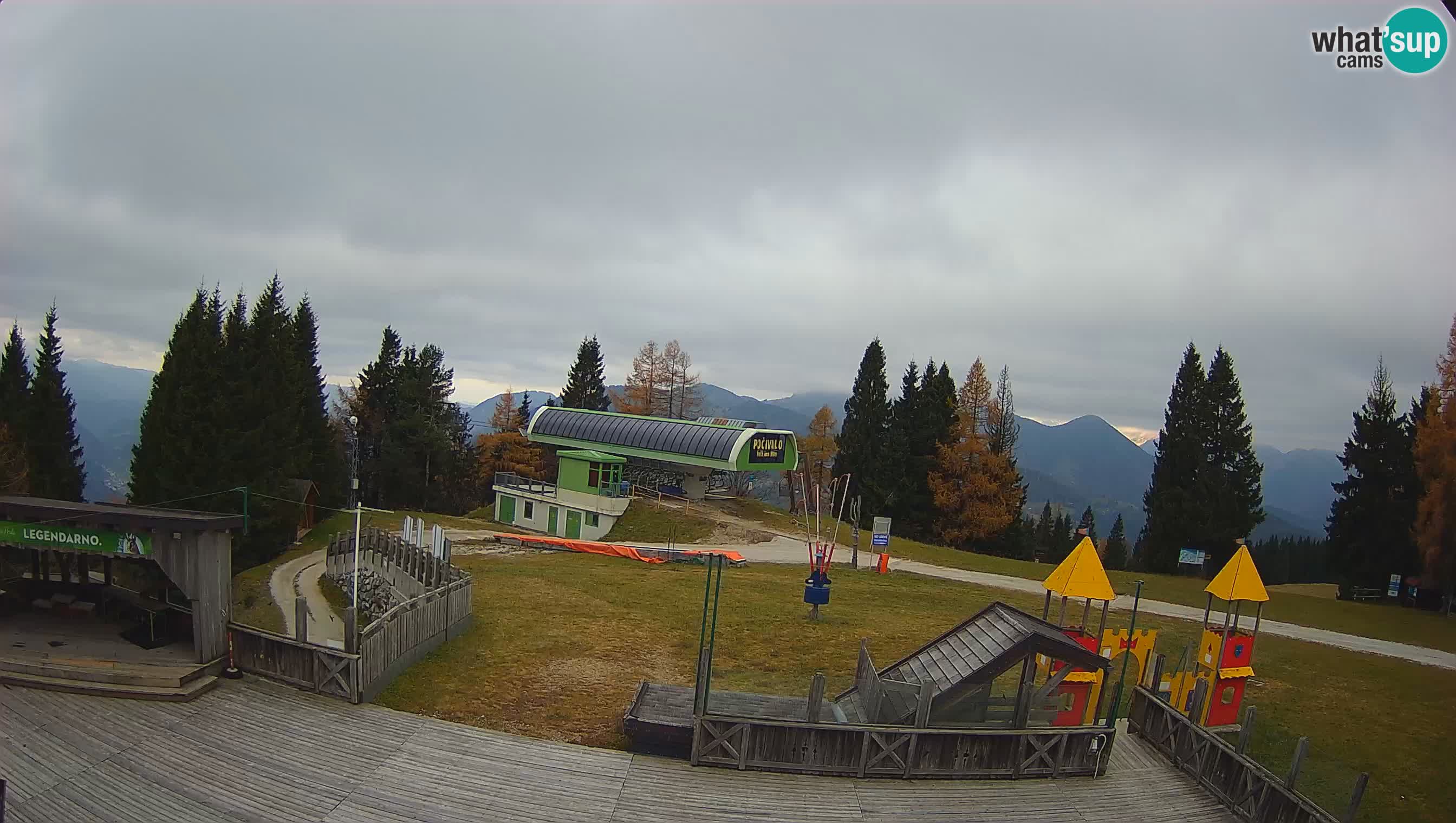 Alpska Perla Ski center Cerkno Počivalo webcam – Slovenia