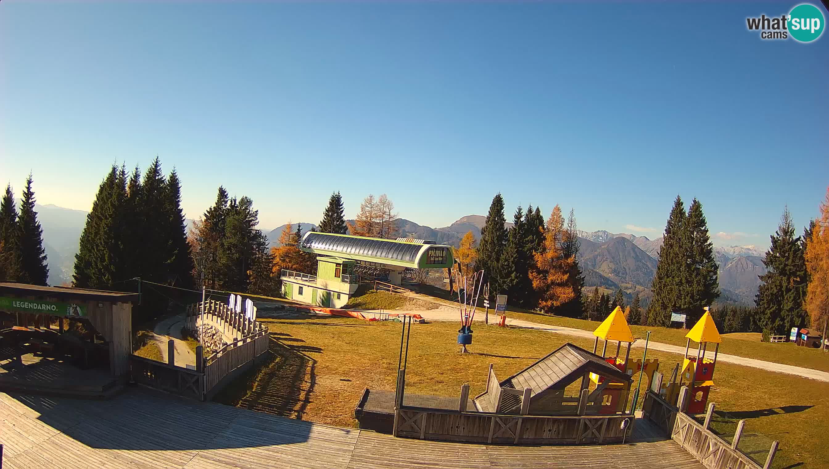 Webcam de la station de ski des Alpes slovènes à Cerkno Počivalo