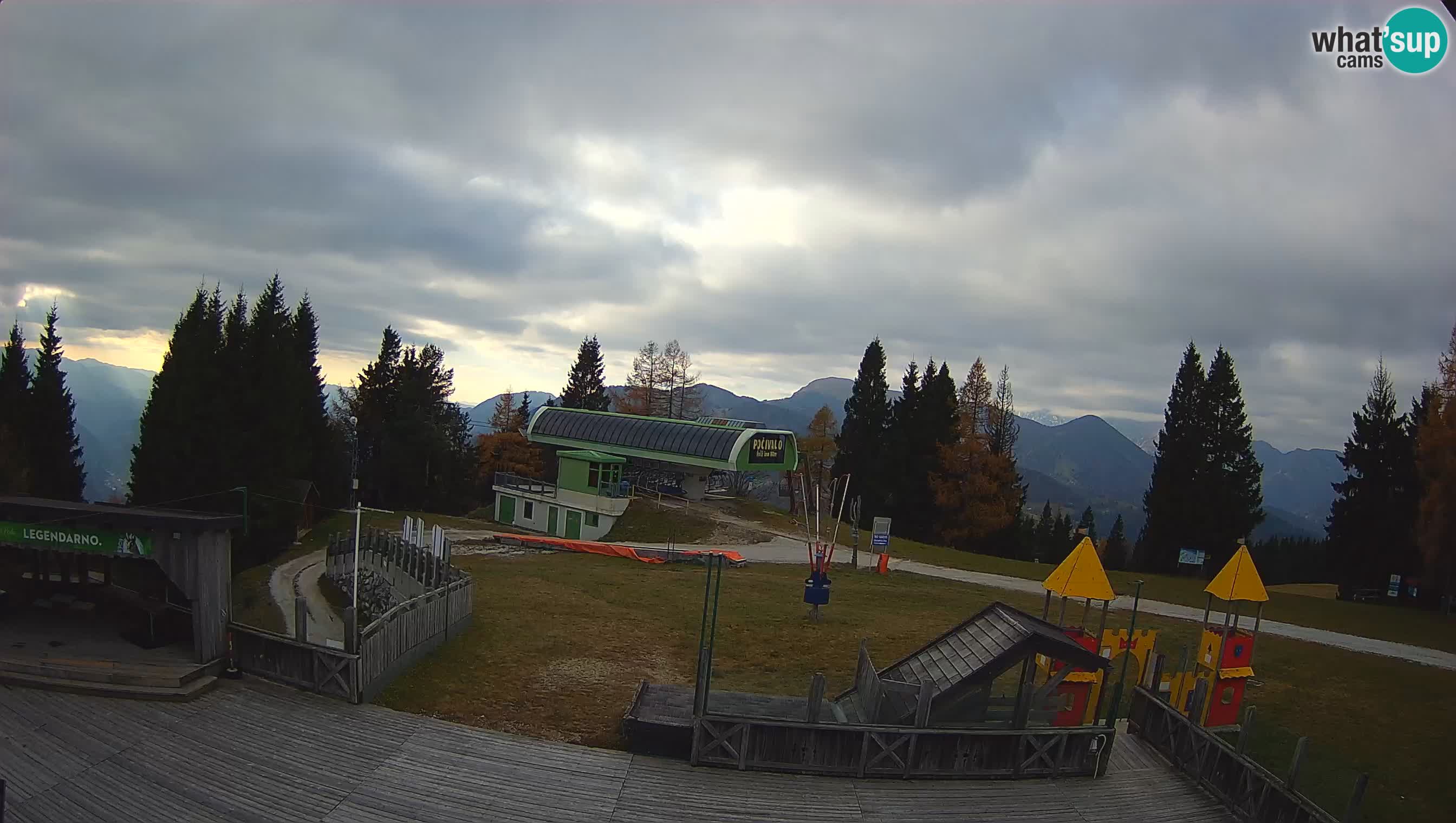 Alpska Perla kamera Cerkno Počivalo