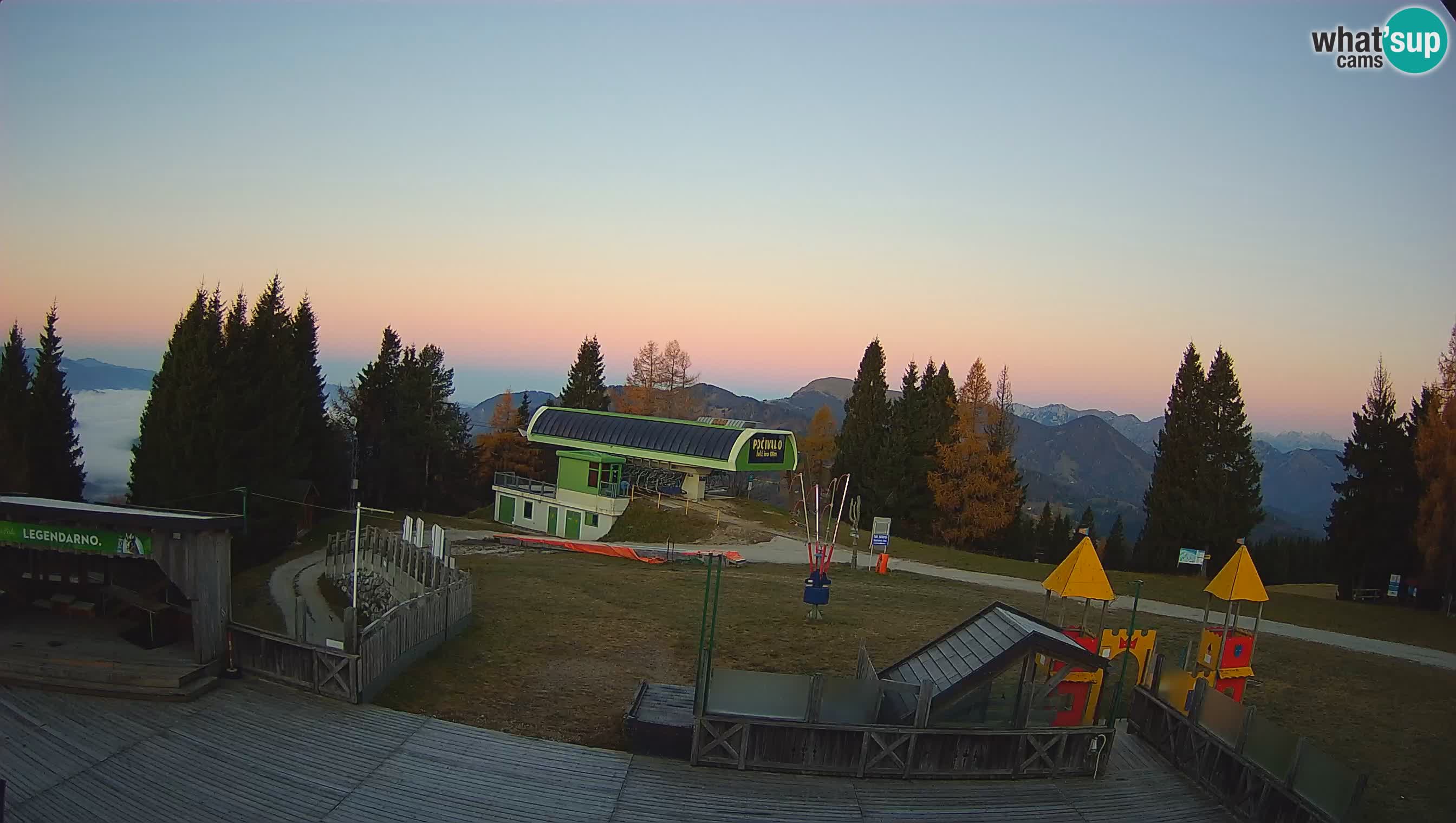Webcam de la station de ski des Alpes slovènes à Cerkno Počivalo