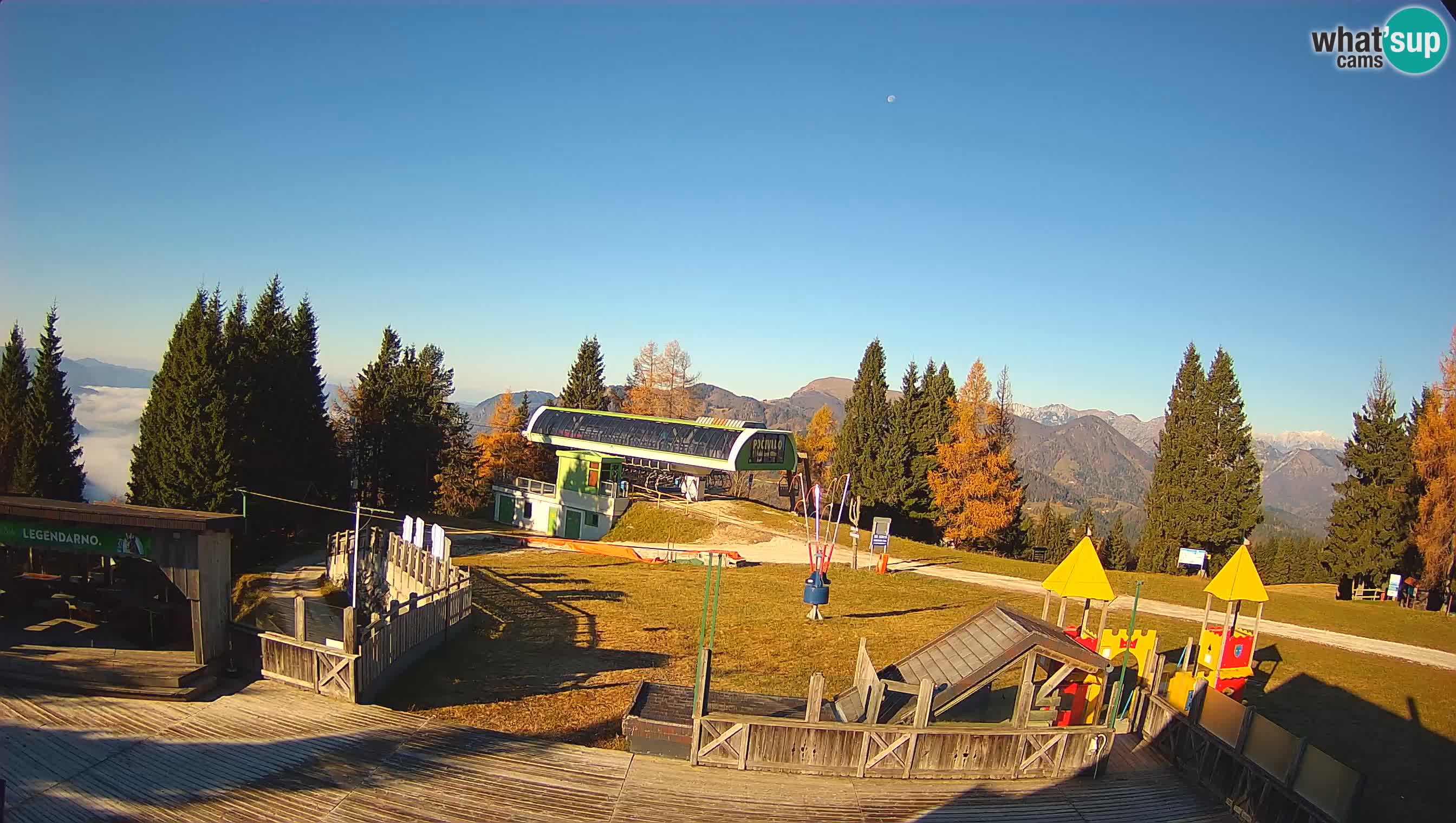 Alpska Perla Ski center Cerkno Počivalo webcam – Slovenia
