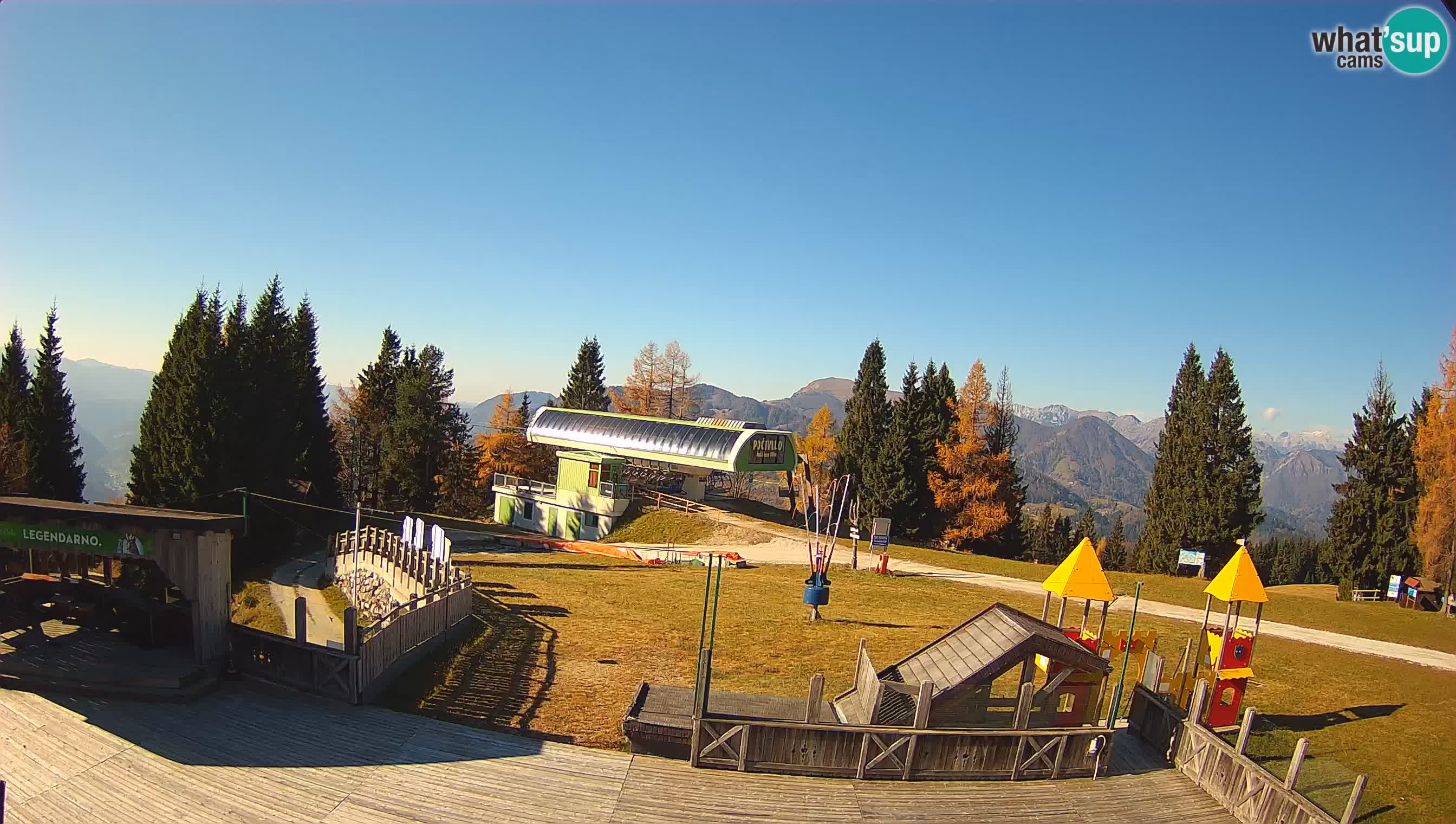 Alpska Perla Ski center Cerkno Počivalo webcam – Slovenia