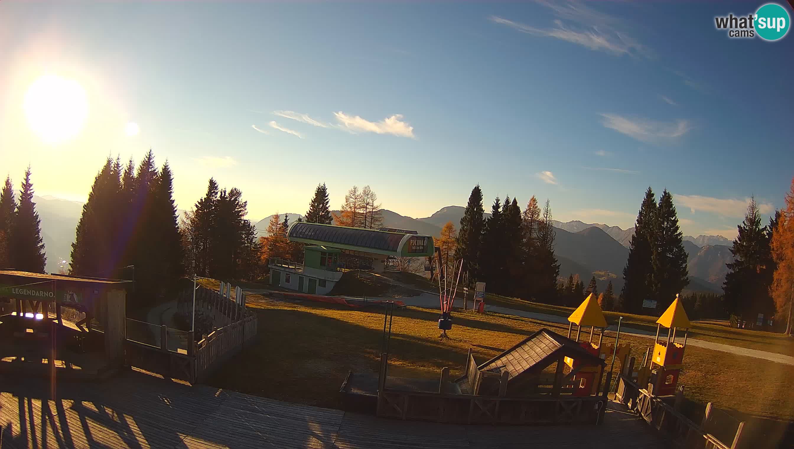 Webcam de la station de ski des Alpes slovènes à Cerkno Počivalo