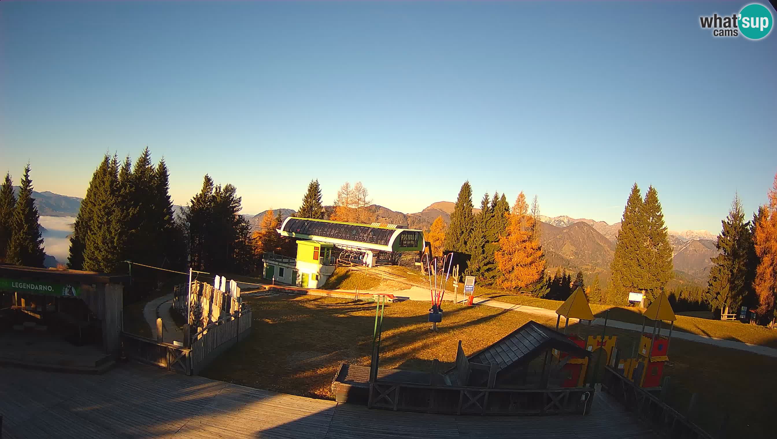 Alpska Perla kamera Cerkno Počivalo