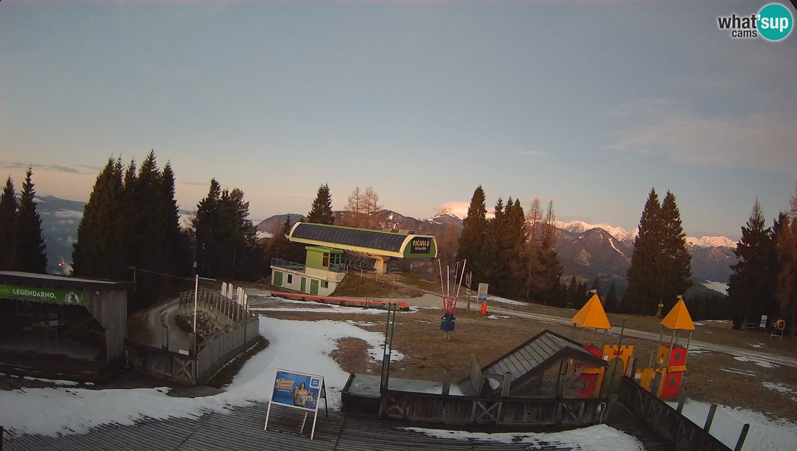 Webcam de la station de ski des Alpes slovènes à Cerkno Počivalo
