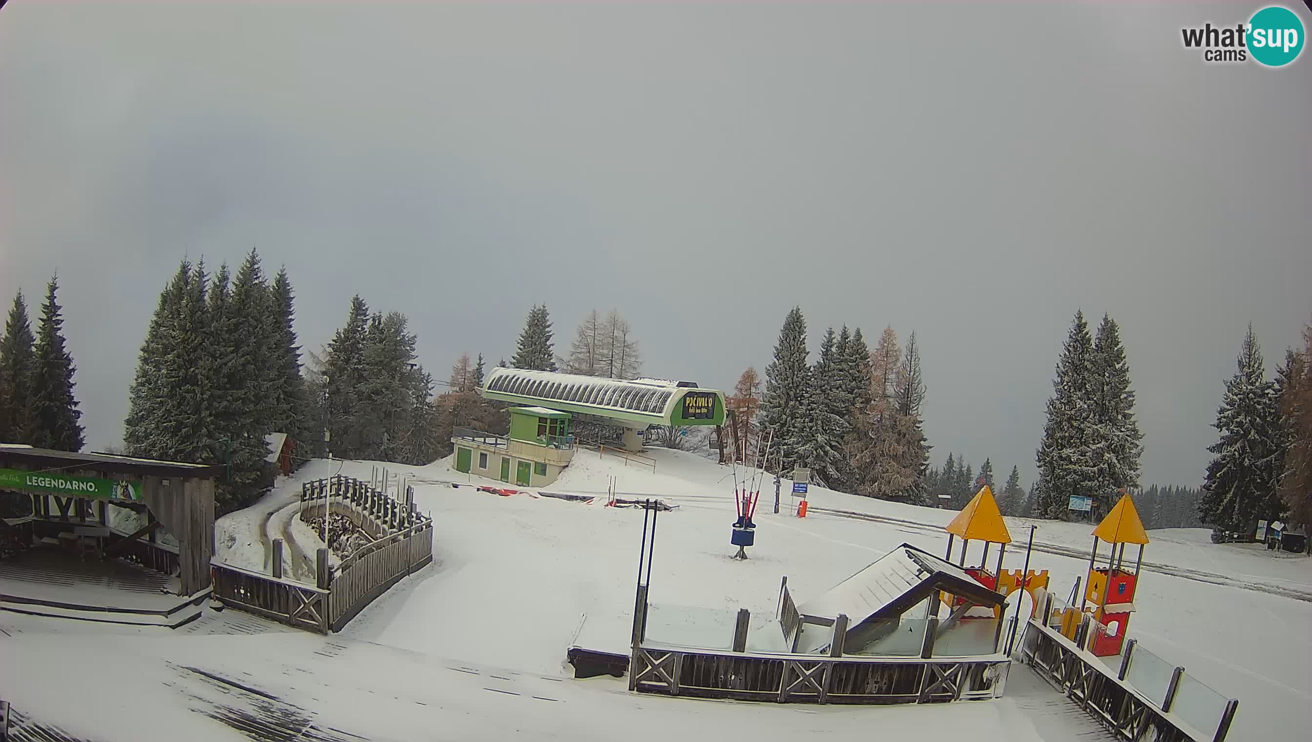 Alpska Perla Ski hotel Cerkno Počivalo webcam – Slovenia