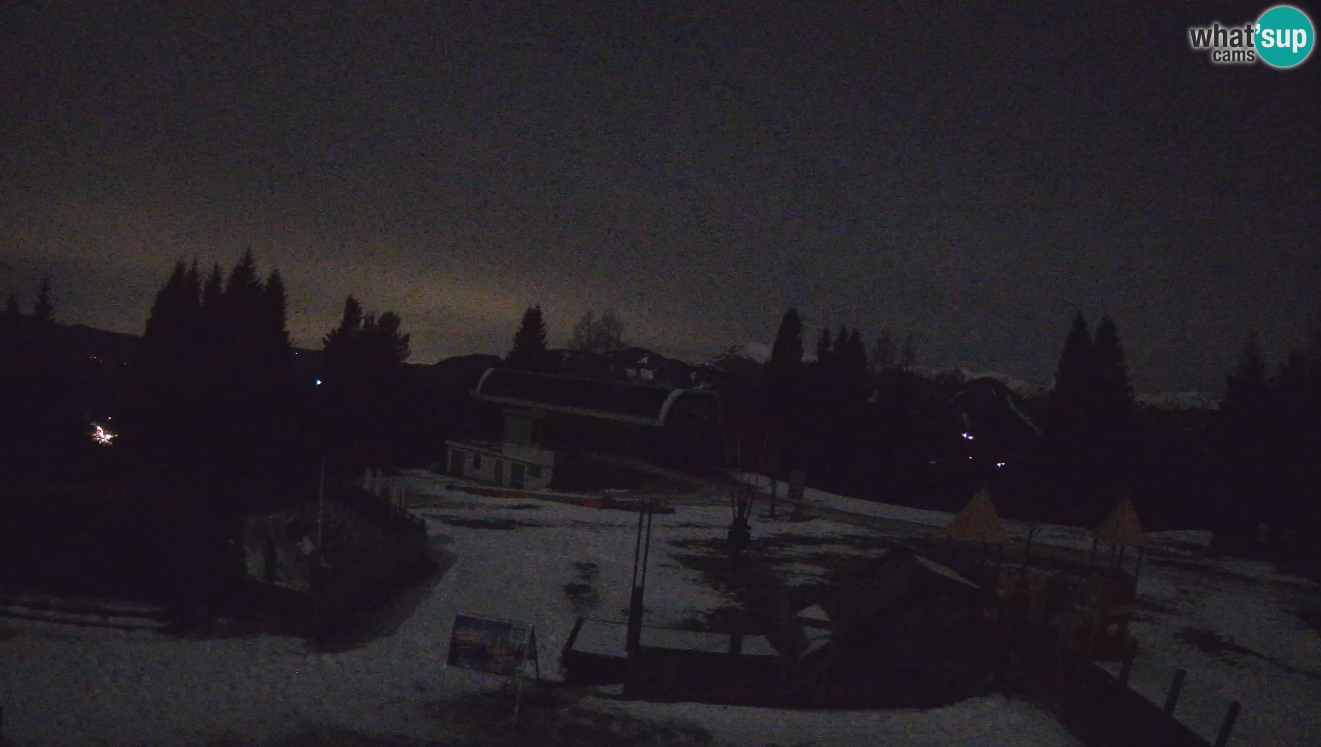 Alpska Perla kamera Cerkno Počivalo