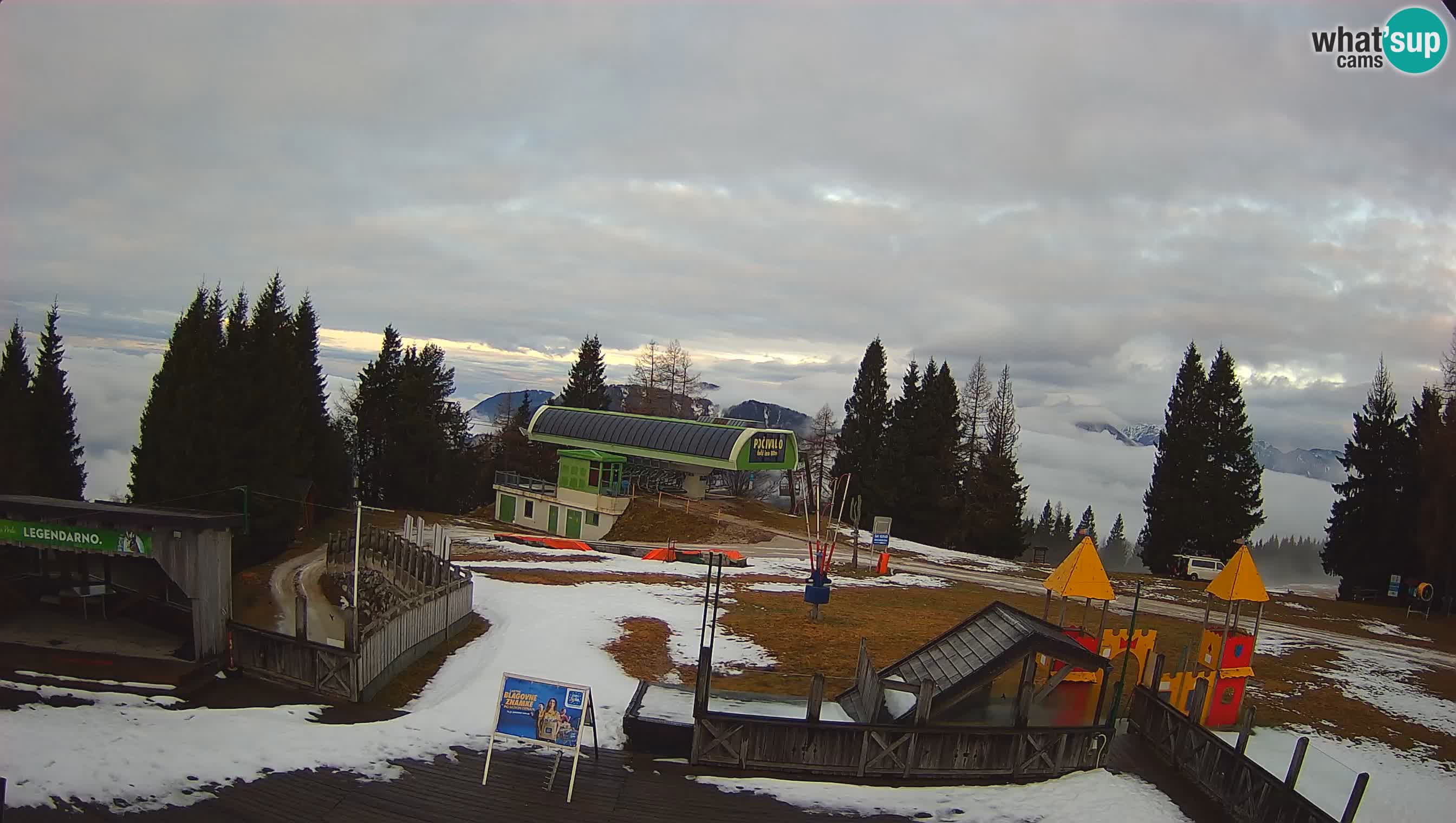 Web kamera Počivalo – Alpska Perla | Pogled uživo sa skijališta Cerkno