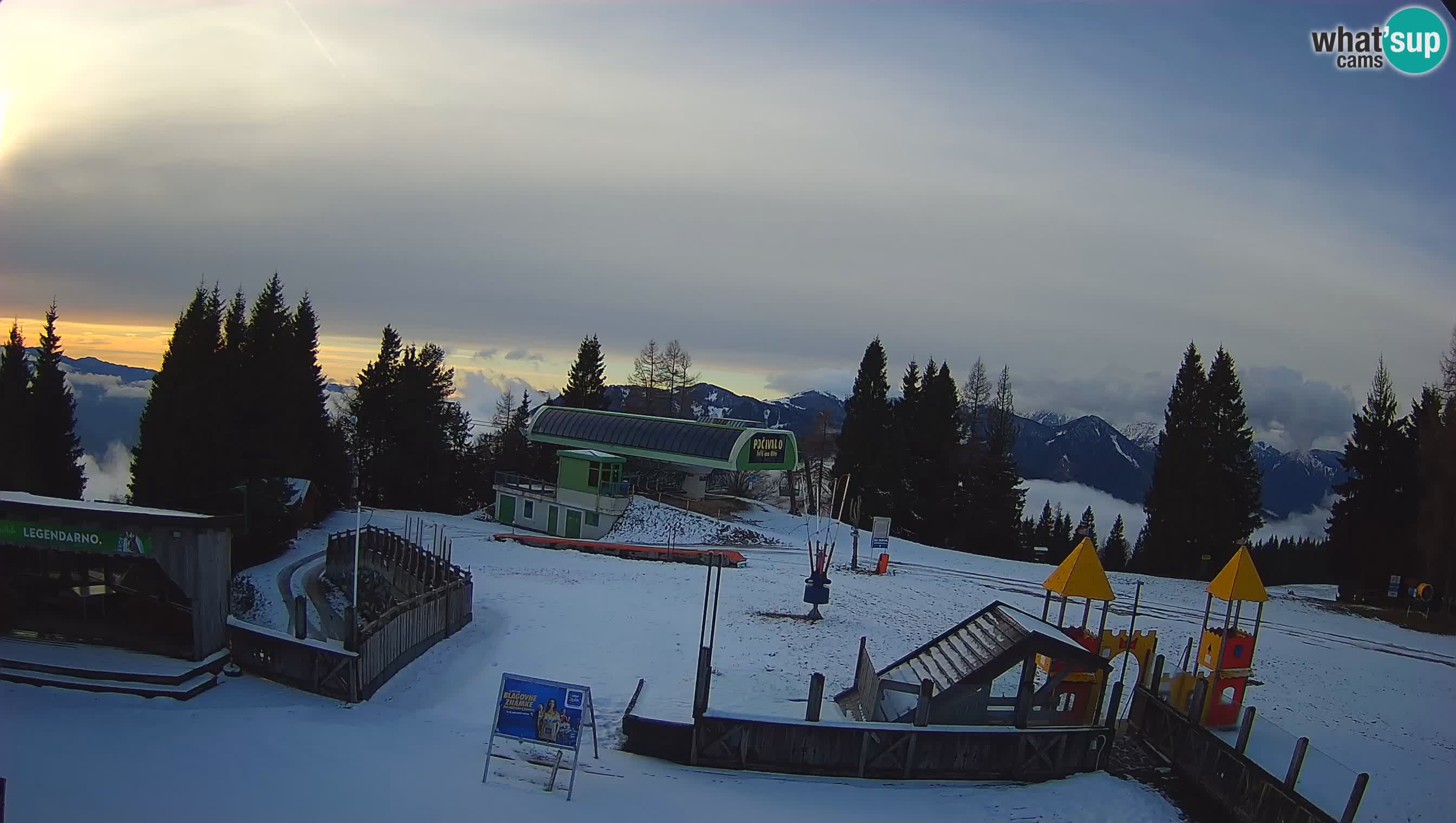 Webcam Počivalo – Alpska Perla | Vista live dalla stazione sciistica di Cerkno