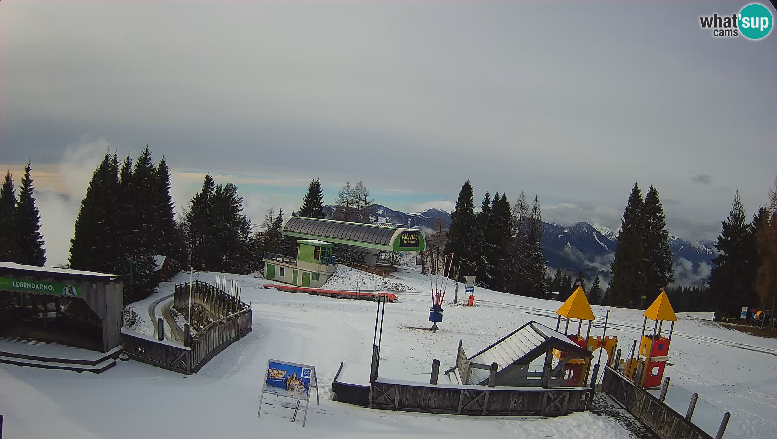 Webcam de la station de ski des Alpes slovènes à Cerkno Počivalo