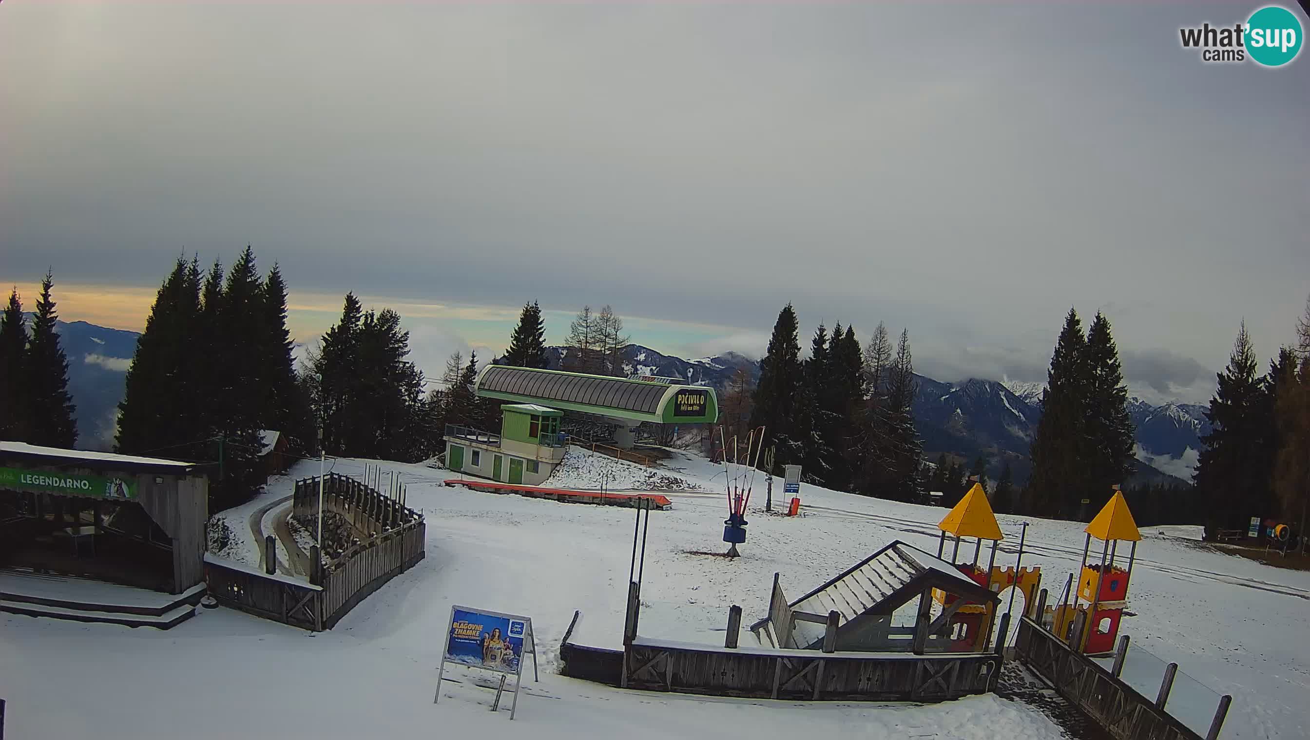 Webcam de la station de ski des Alpes slovènes à Cerkno Počivalo