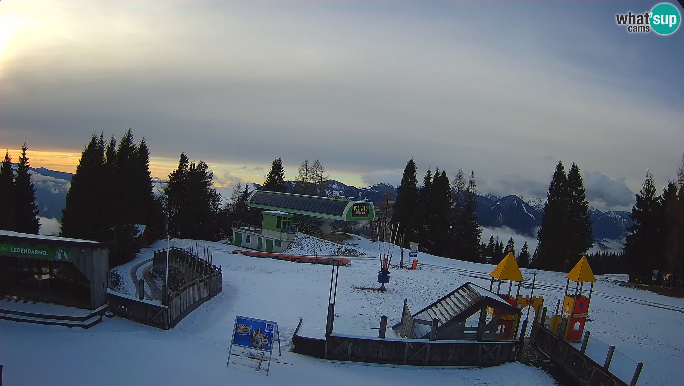 Web kamera Počivalo – Alpska Perla | Pogled uživo sa skijališta Cerkno