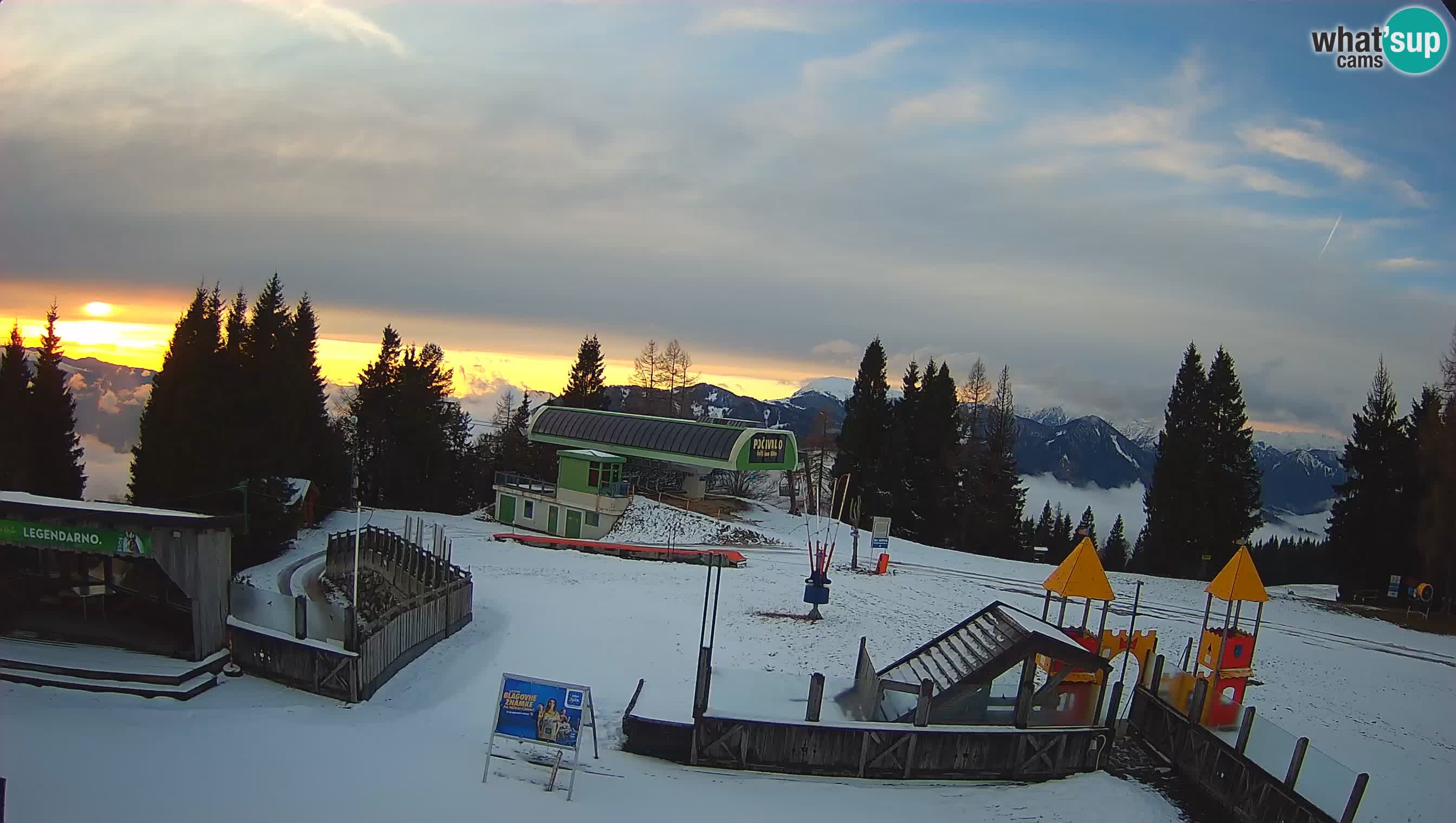 Cámara web Počivalo – Alpska Perla | Vista en vivo desde la estación de esquí Cerkno
