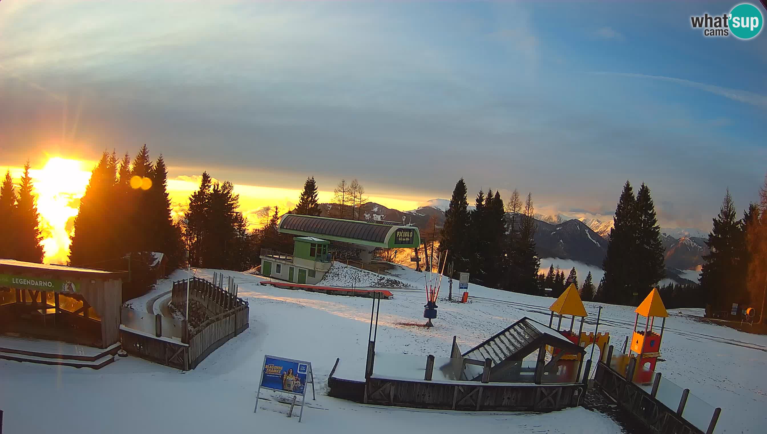 Webcam Počivalo – Alpska Perla | Vista live dalla stazione sciistica di Cerkno